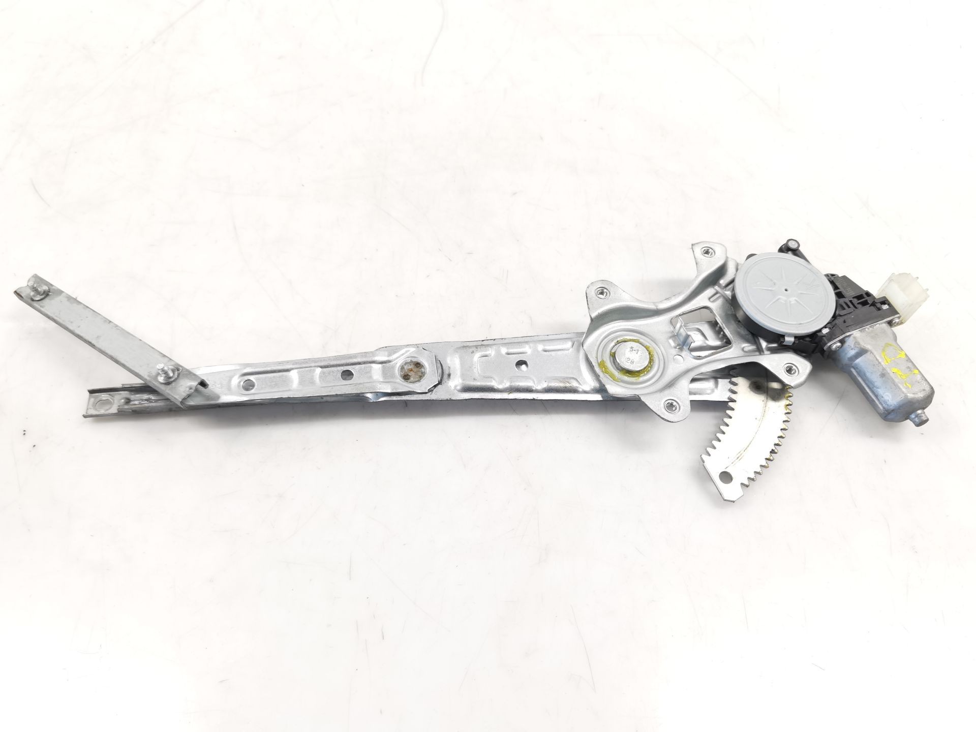 ELEVALUNAS TRASERO DERECHO NISSAN X-TRAIL III (T32_, T32R, T32RR) 827301BA0A / 827206FR0A 827301BA0A827206FR0A