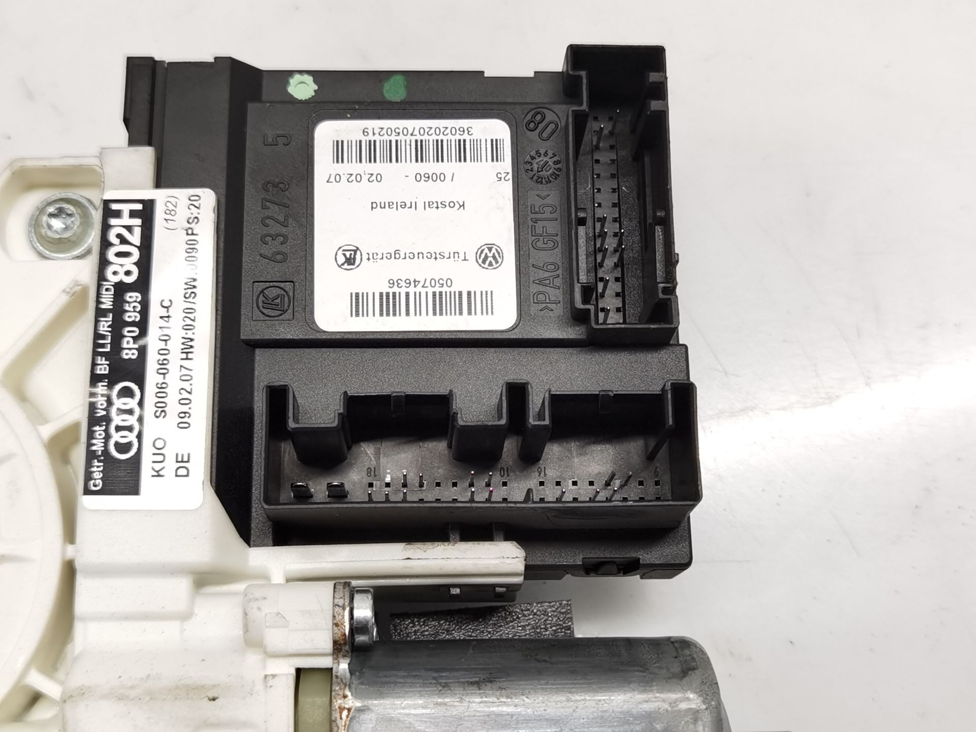ELEVALUNAS DELANTERO DERECHO AUDI A3 Sportback (8PA) 8P4837462C / 8P0959802H 8P4837462C8P0959802H - Vista 3