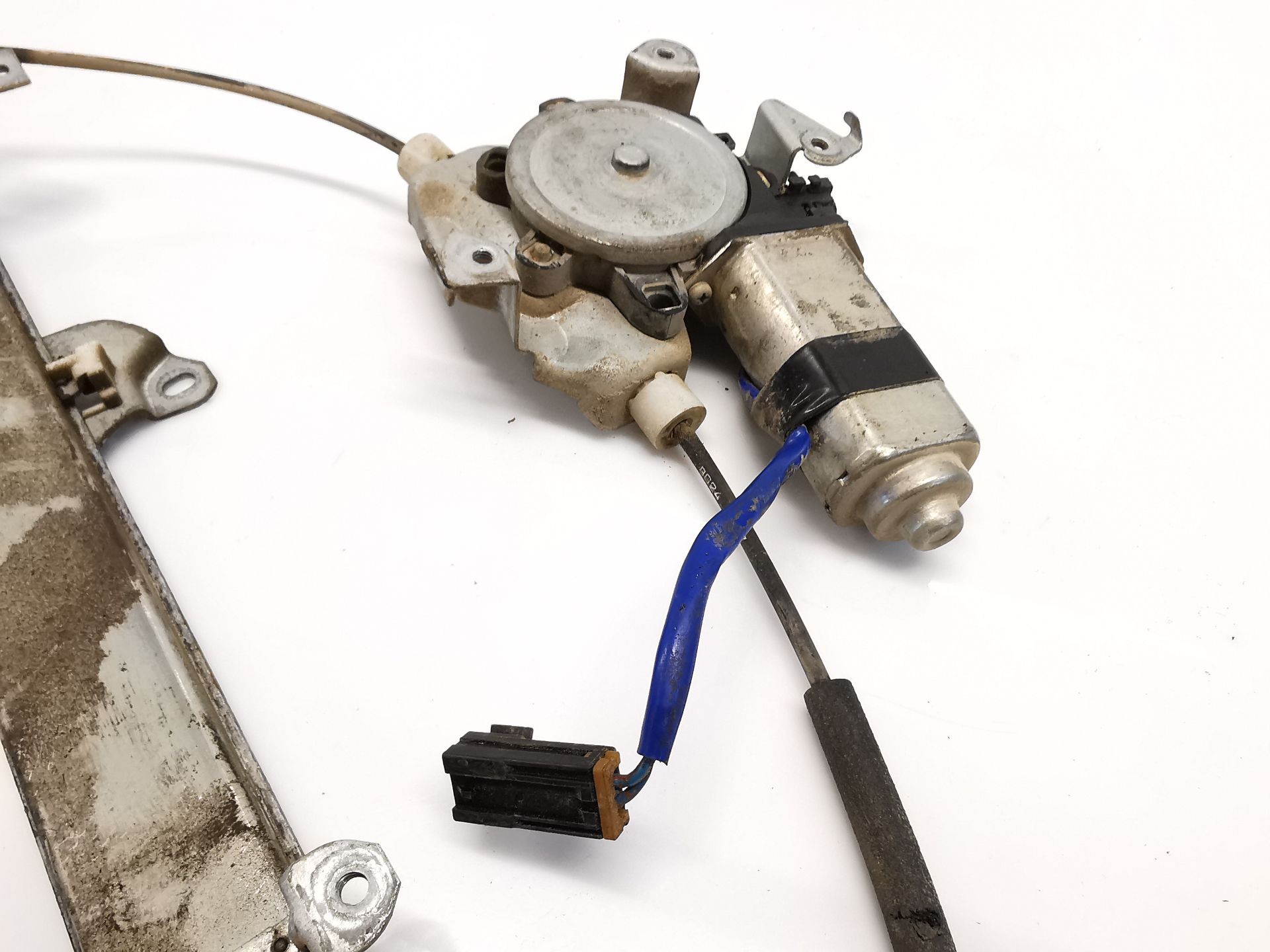 ELEVALUNAS DELANTERO DERECHO NISSAN PICK UP (D22) 807302S410 807302S410 - Vista 2