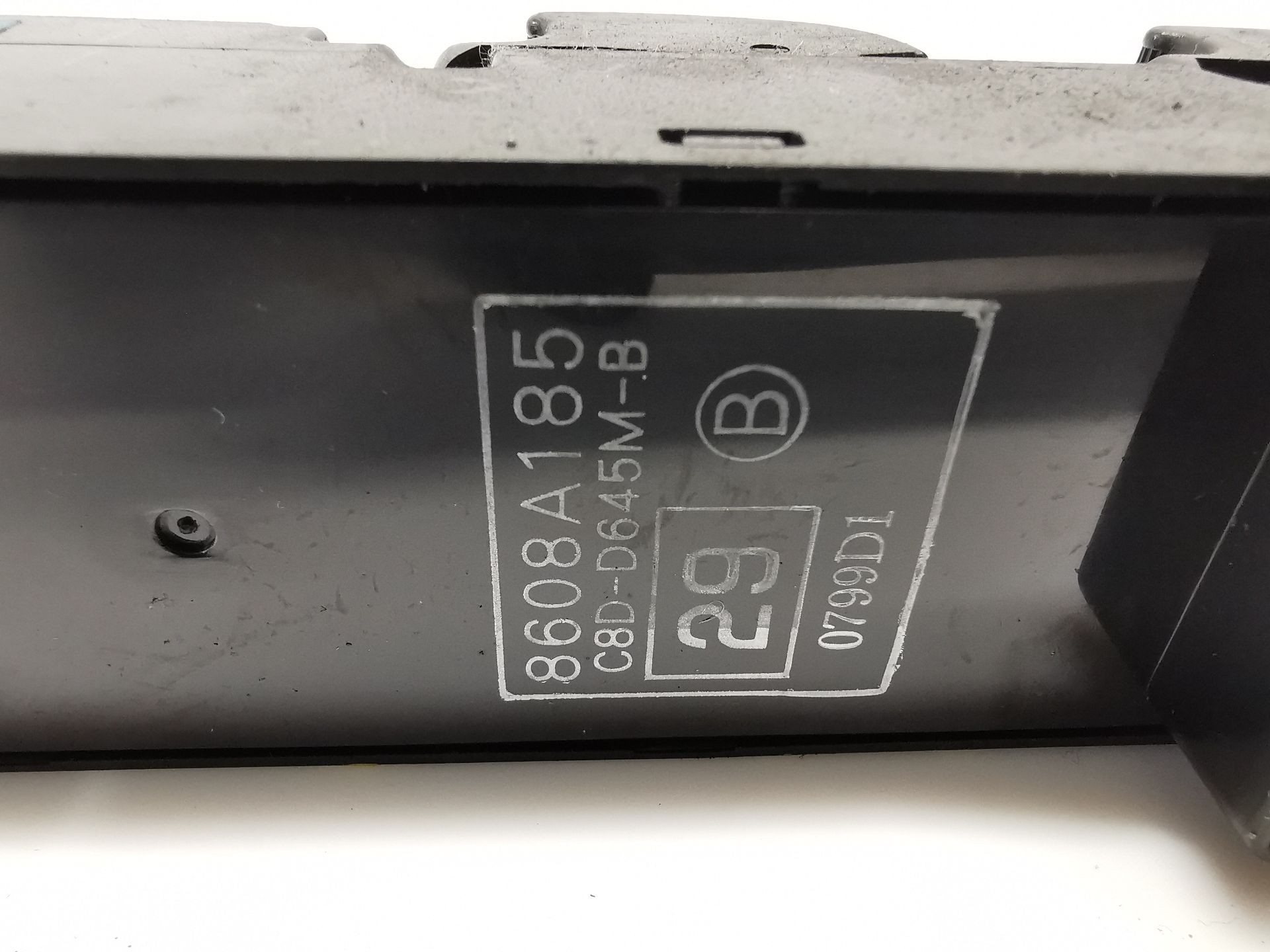 MANDO ELEVALUNAS DELANTERO IZQUIERDO MITSUBISHI OUTLANDER (CW0) 8608A060 / 8608A185 8608A0608608A185 - Vista 3