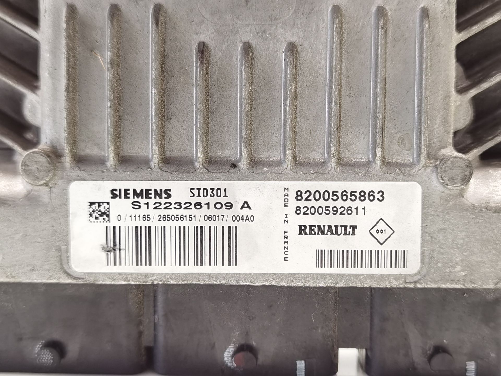 CENTRALITA MOTOR UCE RENAULT SCÉNIC II (JM0/1_) 8200565863 / 8200592611 / S122326109A 82005658638200592611S122326109A - Vista 2