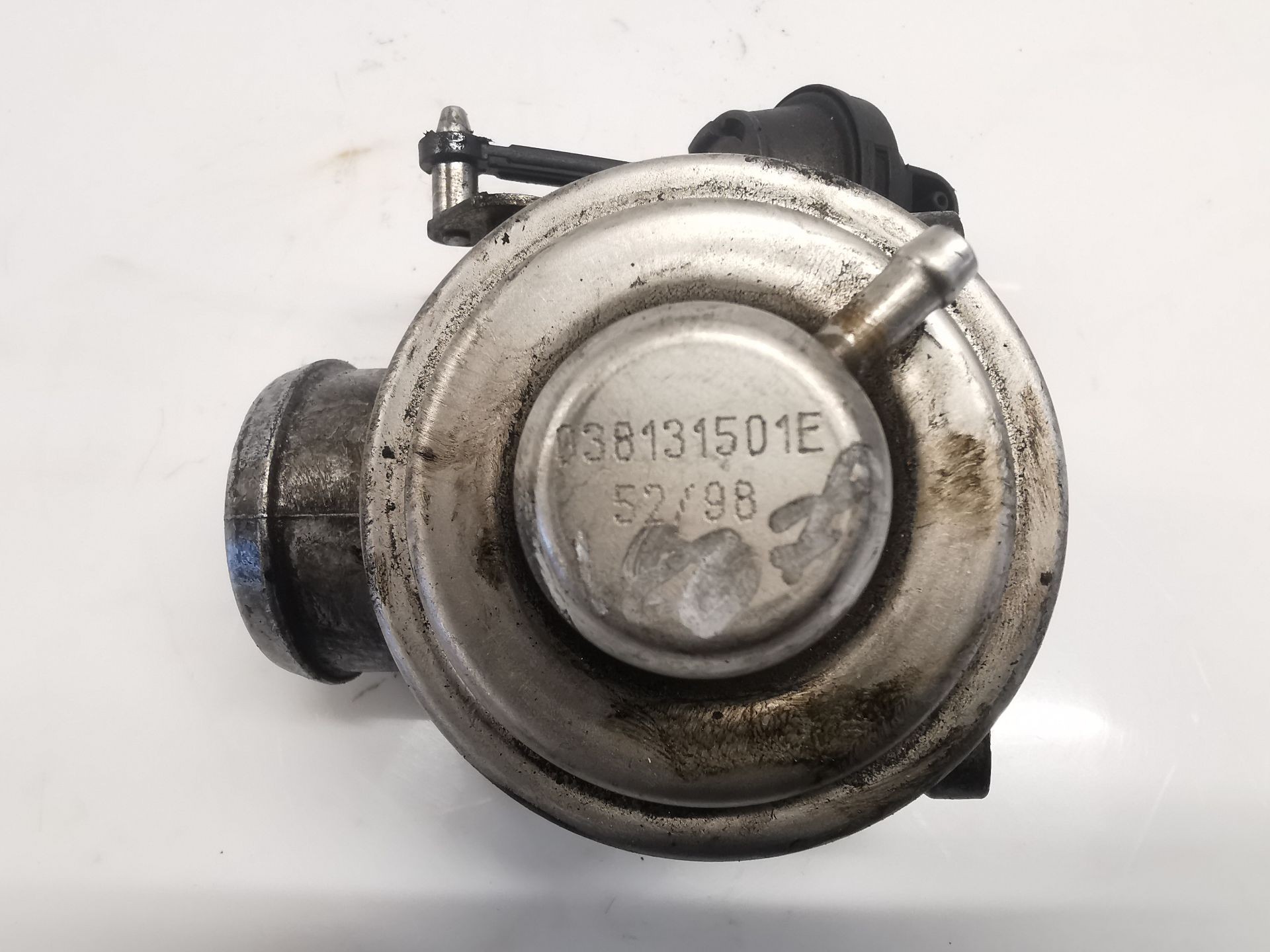 VÁLVULA EGR VOLKSWAGEN GOLF V BERLINA (1K1) 038131501E 038131501E - Vista 2