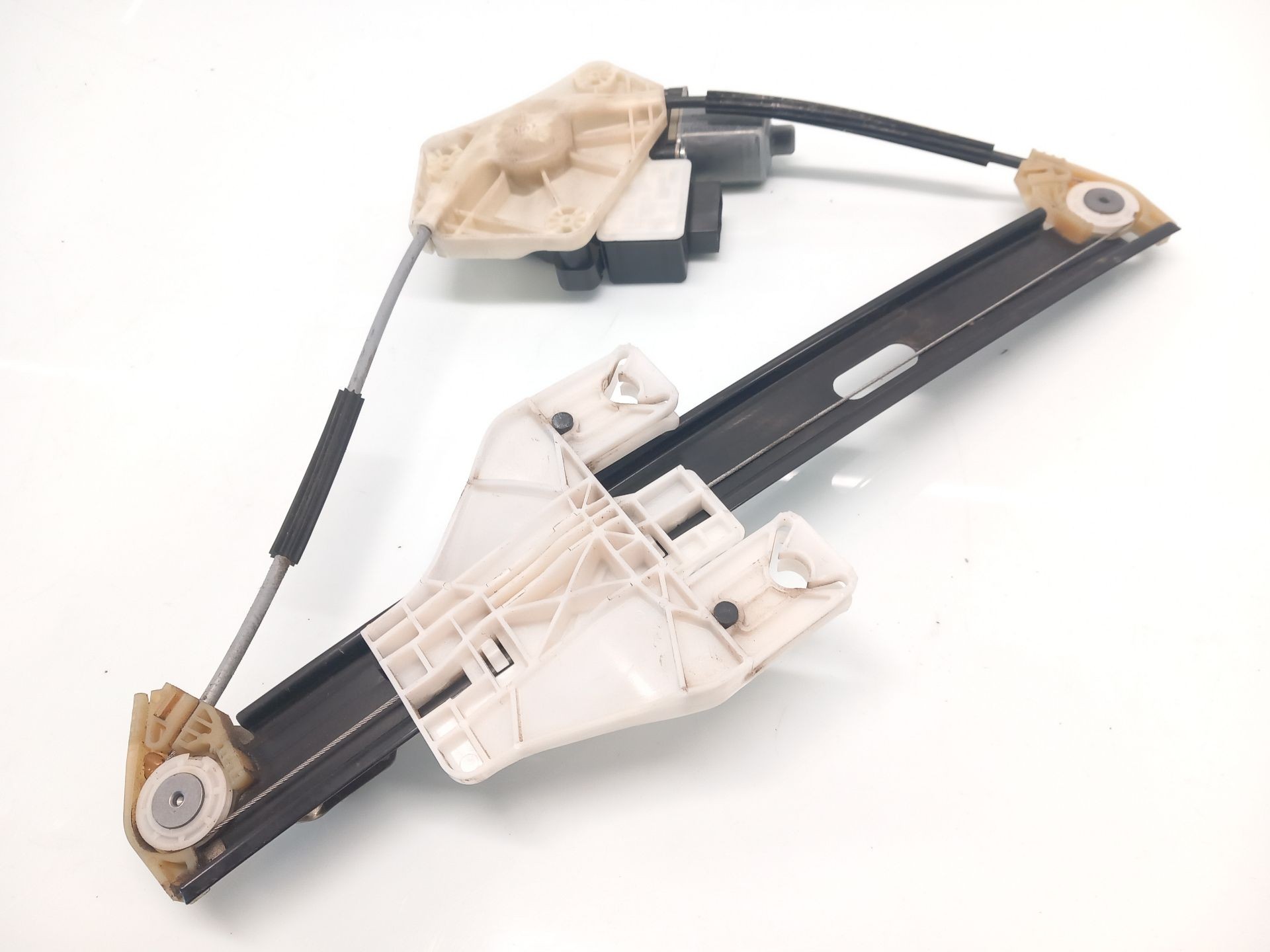ELEVALUNAS TRASERO IZQUIERDO SEAT LEON (5F1) 5Q0959811A 5Q0959811A - Vista 3