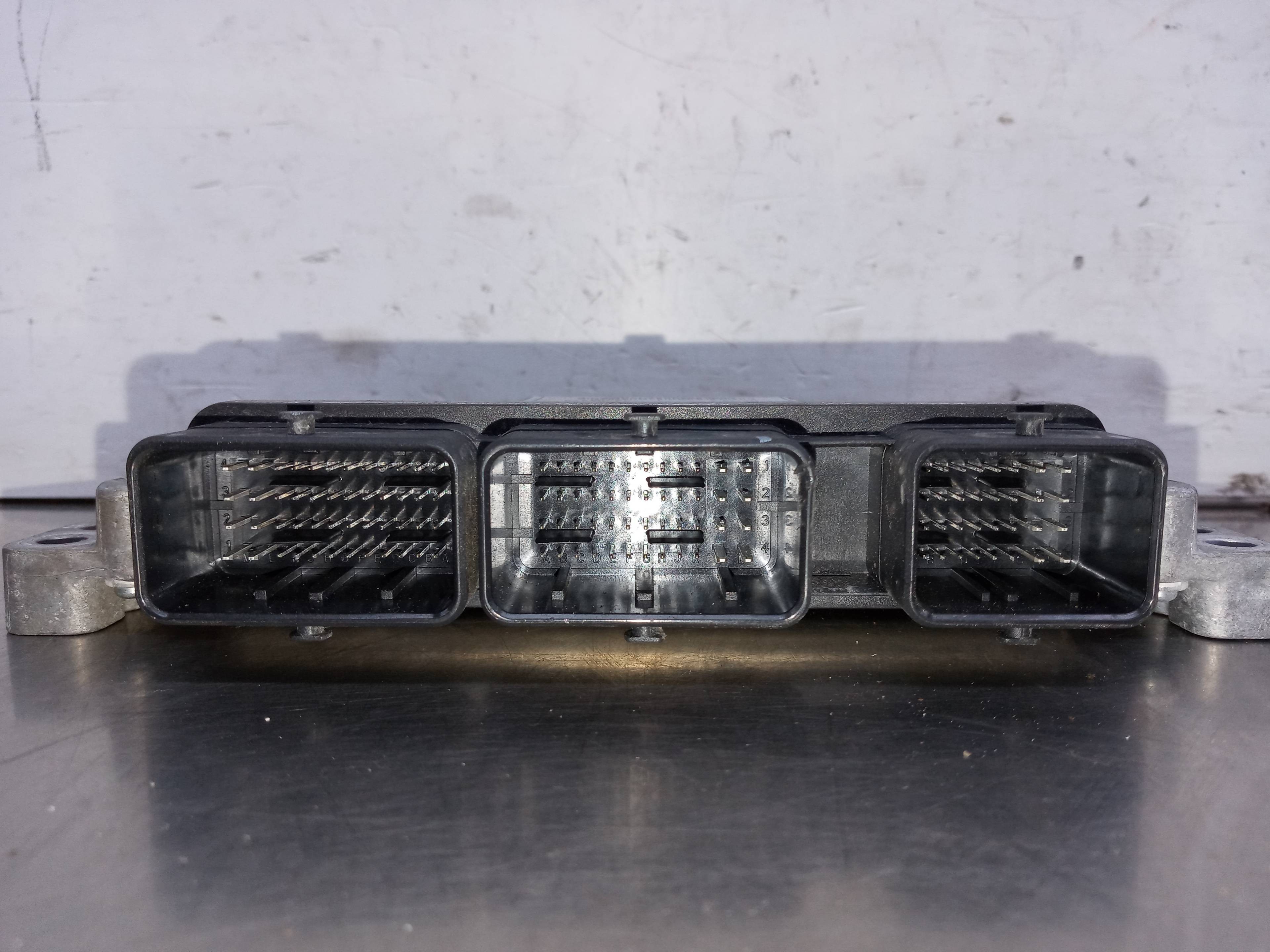 CENTRALITA MOTOR UCE DACIA SANDERO 237100703R / 28304879 / 237101862R 237100703R28304879237101862R - Vista 2
