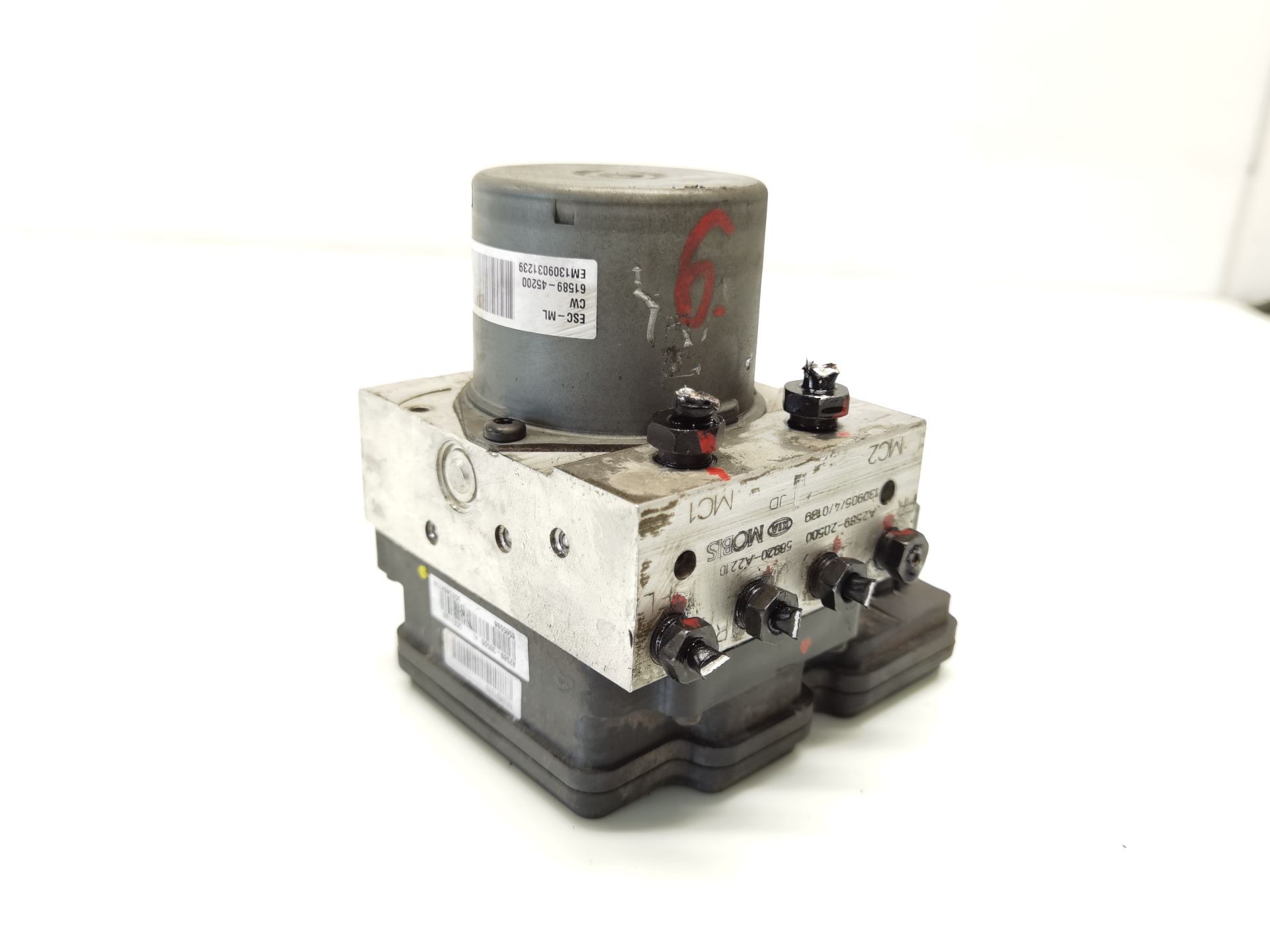 ABS KIA CEE´D (JD) 58920A2210 / A258920500 58920A2210A258920500
