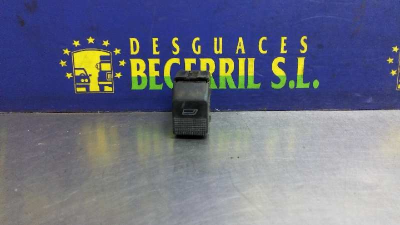 MANDO ELEVALUNAS DELANTERO DERECHO AUDI A4 BERLINA (B5) 4D0959855 4D0959855