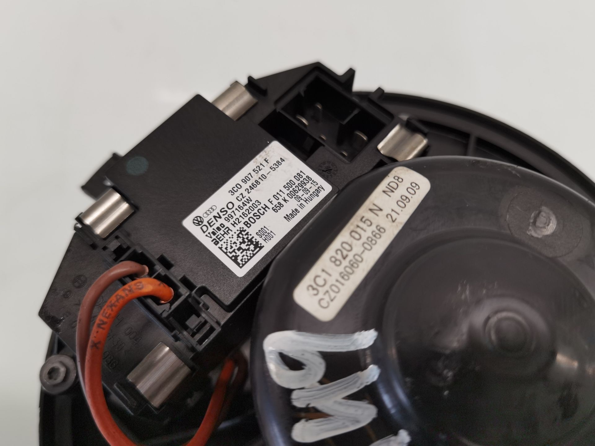 MOTOR CALEFACCIÓN VOLKSWAGEN TIGUAN (5N_) 3C0907521F / 3C1820015N 3C0907521F3C1820015N - Vista 3