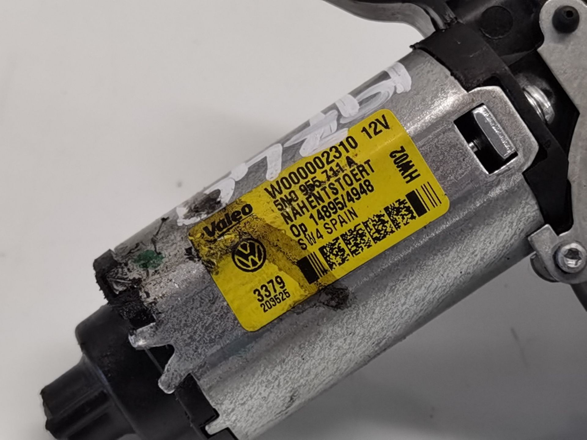 MOTOR LIMPIA TRASERO VOLKSWAGEN TIGUAN (5N_) 5N0955711A 5N0955711A - Vista 3