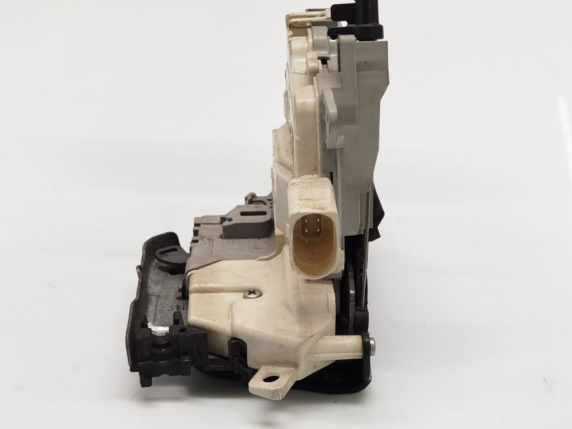 CERRADURA PUERTA TRASERA DERECHA AUDI Q3 (8UB, 8UG) 4G0839016 4G0839016 - Vista 3
