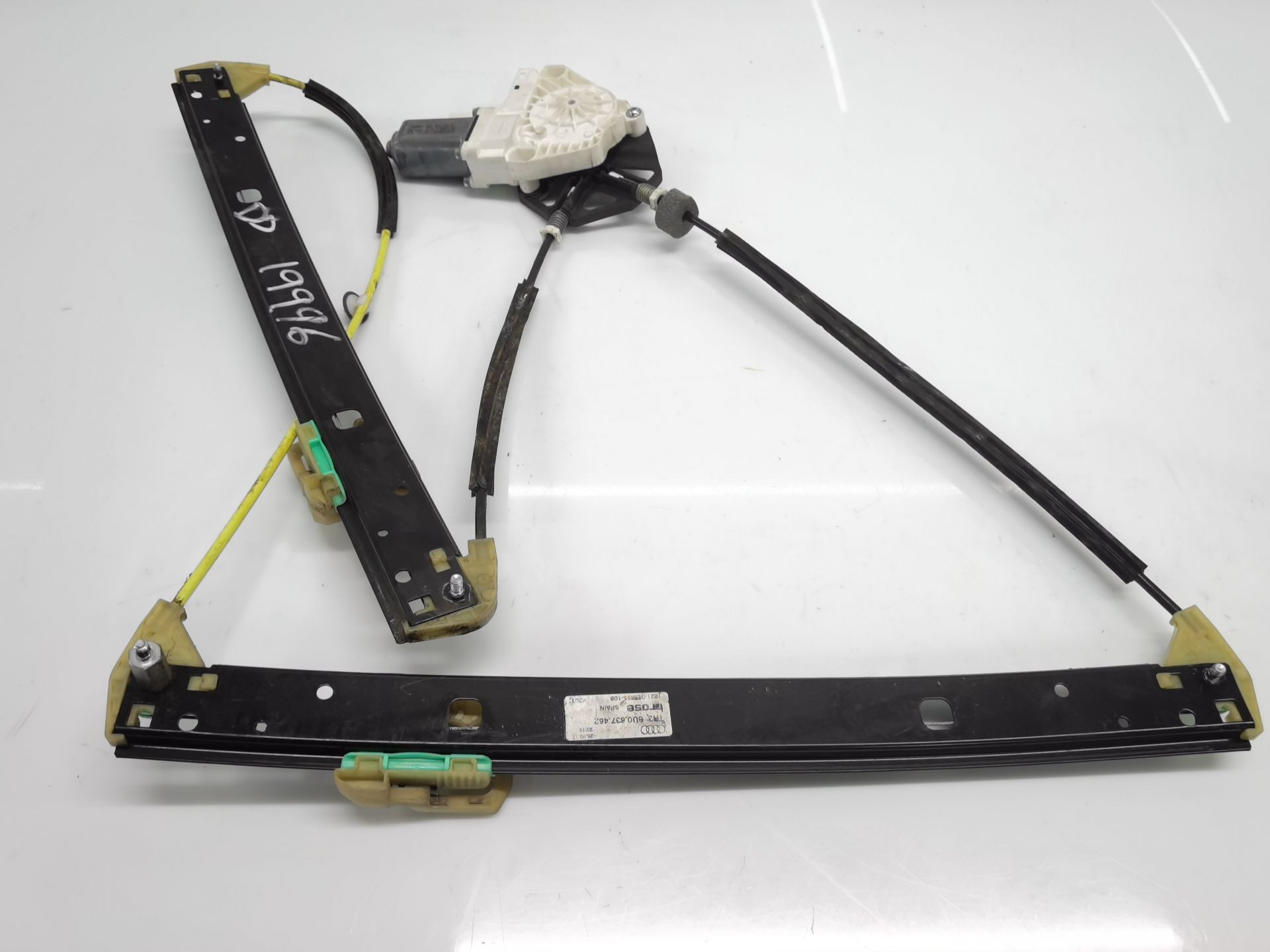 ELEVALUNAS DELANTERO DERECHO AUDI Q3 (8UB, 8UG) 8K0959802 / 8U0837462 8K09598028U0837462
