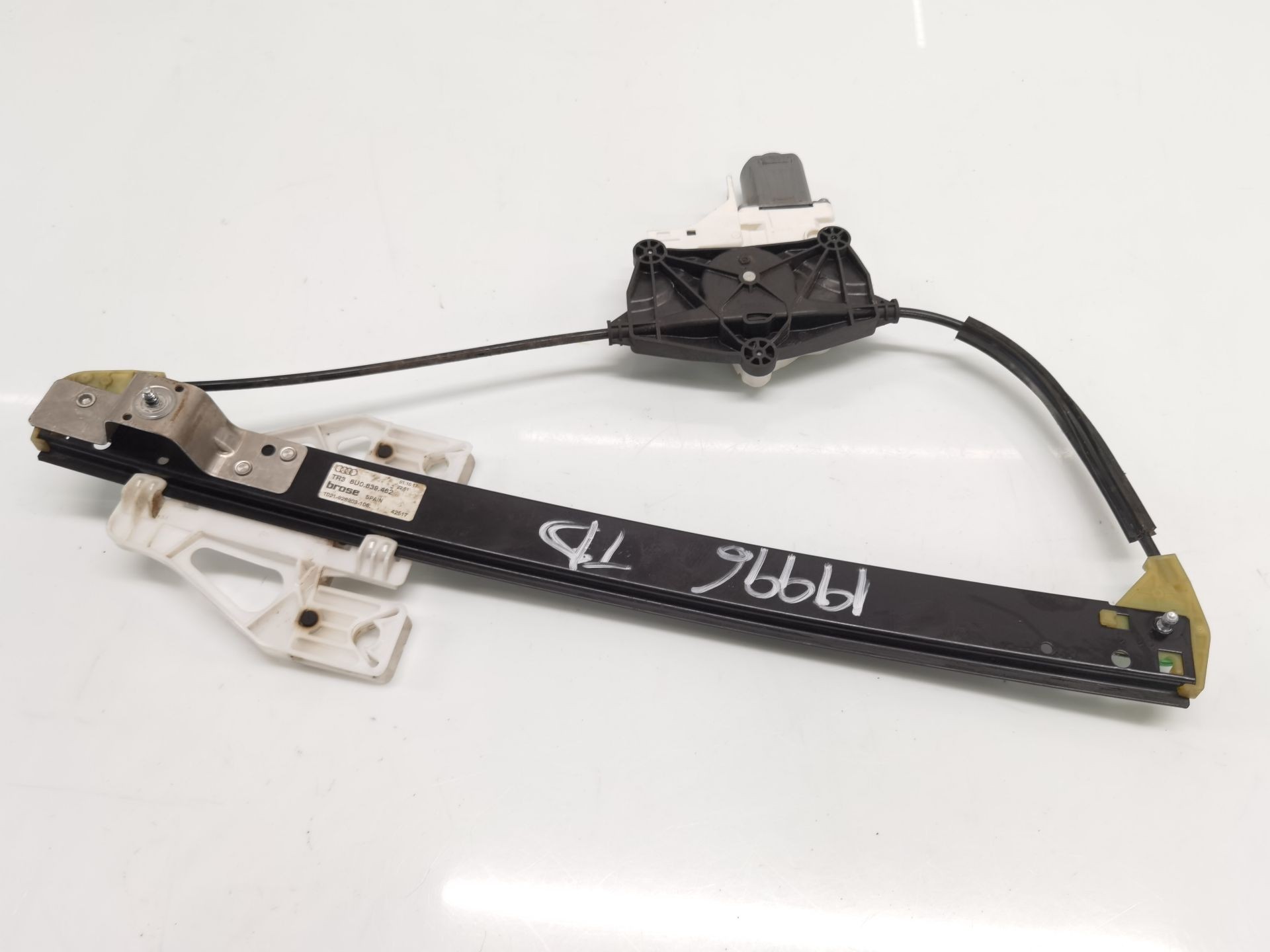 ELEVALUNAS TRASERO DERECHO AUDI Q3 (8UB, 8UG) 8K0959812A / 8K0839462 8K0959812A8K0839462
