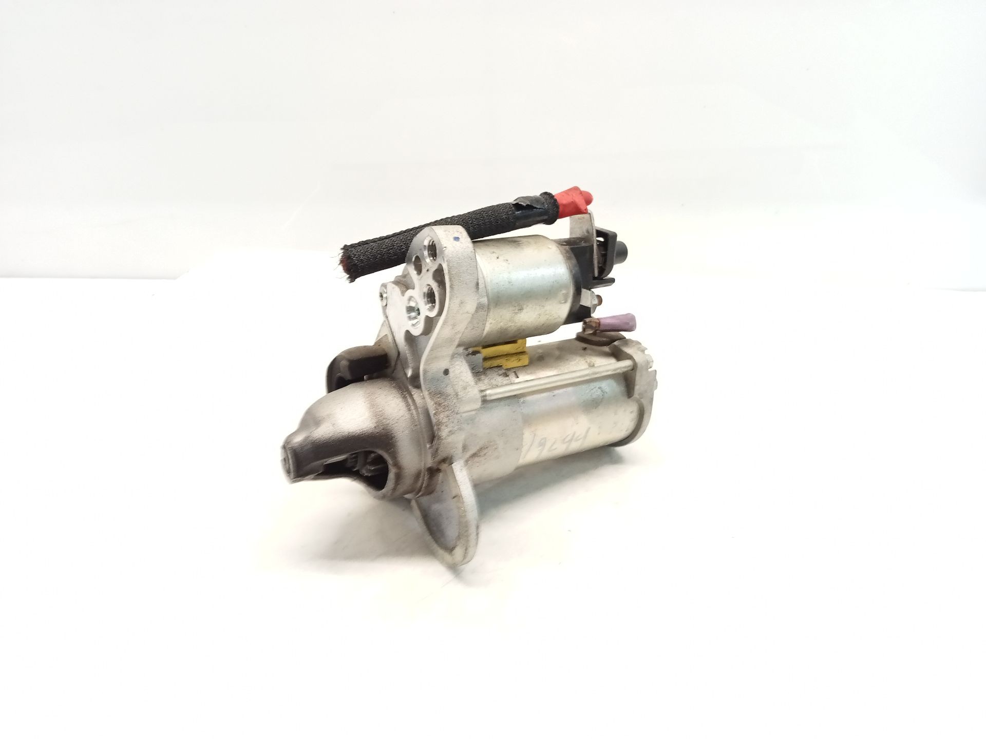 MOTOR ARRANQUE DACIA SANDERO III 233008820R 233008820R