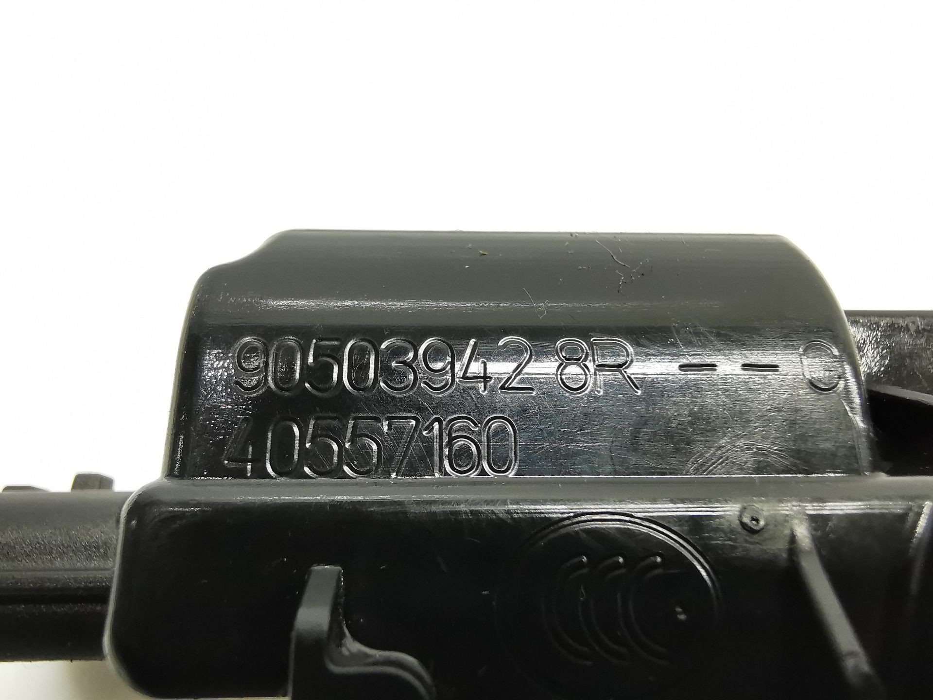 CERRADURA MALETERO / PORTÓN DACIA DUSTER (HM_) 905039428R 905039428R - Vista 3
