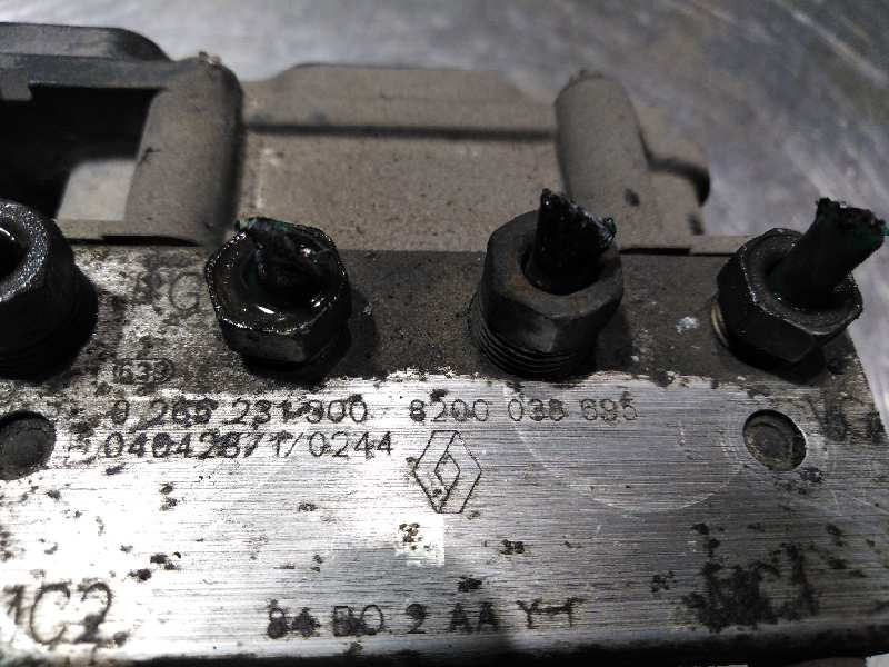 ABS RENAULT MEGANE II BERLINA 5P 8200038695 / 0265231300 82000386950265231300 - Vista 2