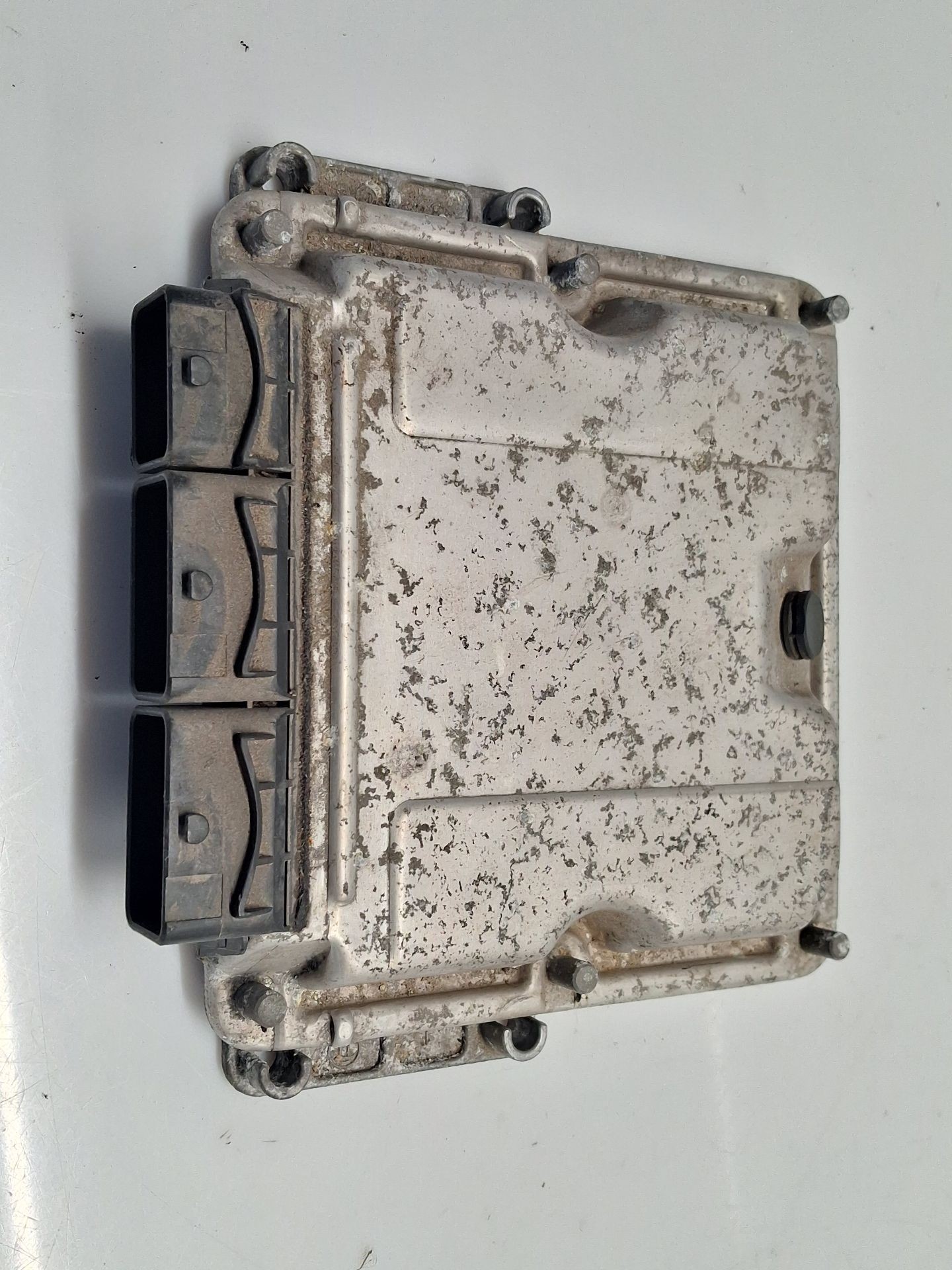 CENTRALITA MOTOR UCE RENAULT LAGUNA II (BG0/1_) 8200153946 / 8200095416 / 0281010556 820015394682000954160281010556