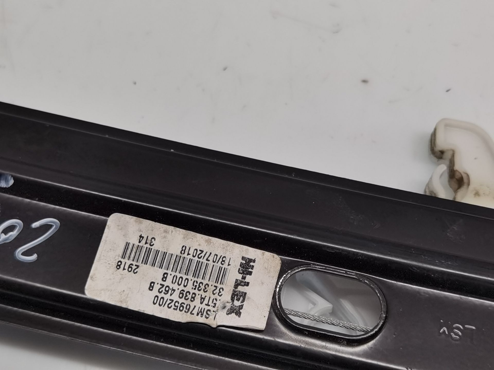 ELEVALUNAS TRASERO DERECHO VOLKSWAGEN TOURAN (5T1) 5TA839462B / 5Q0959802A 5TA839462B5Q0959802A - Vista 3