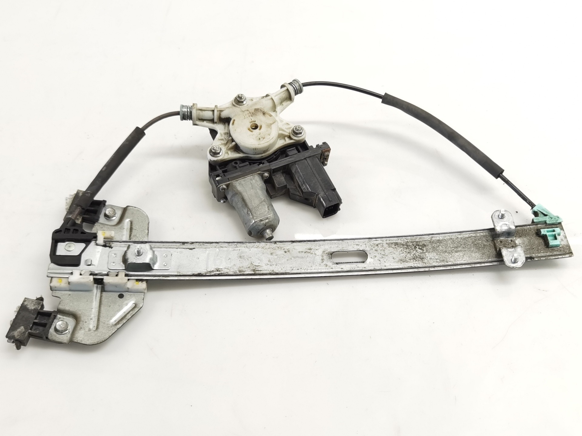ELEVALUNAS DELANTERO IZQUIERDO KIA RIO 824501W010 / DH0620202201 824501W010DH0620202201