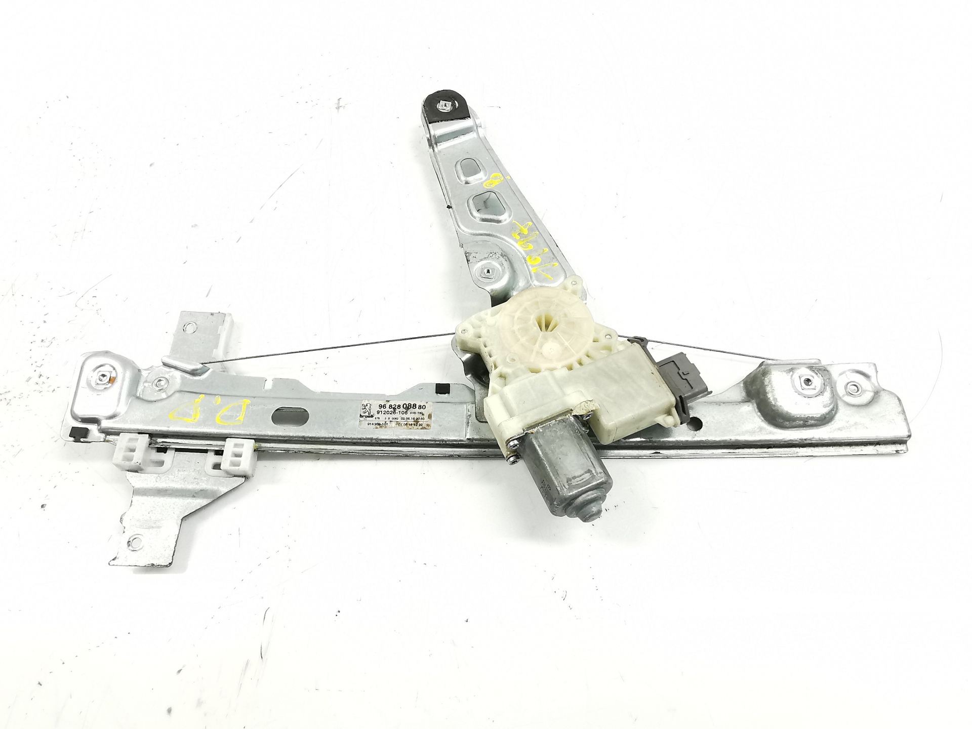 ELEVALUNAS DELANTERO DERECHO PEUGEOT 3008 II SUV (MC_, MR_, MJ_, M4_) 9682808880 9682808880