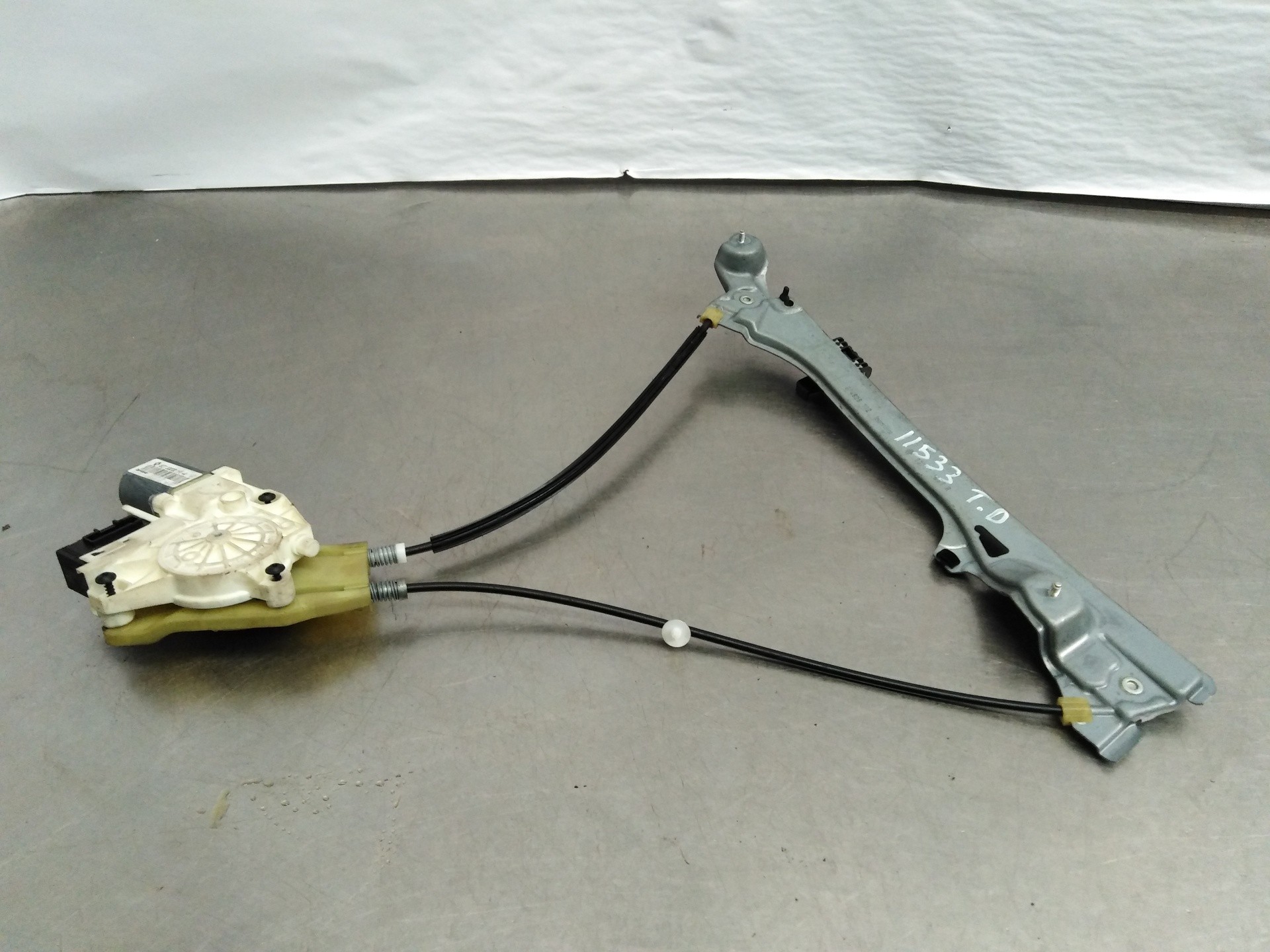 ELEVALUNAS TRASERO DERECHO RENAULT LAGUNA III 827300001R 827300001R