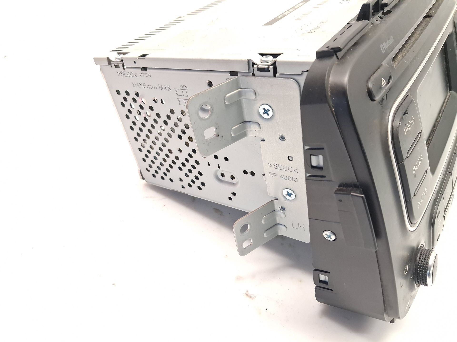 SISTEMA AUDIO / RADIO CD KIA CARENS IV 96170A4610CA / AM110A4EE 96170A4610CAAM110A4EE - Vista 3