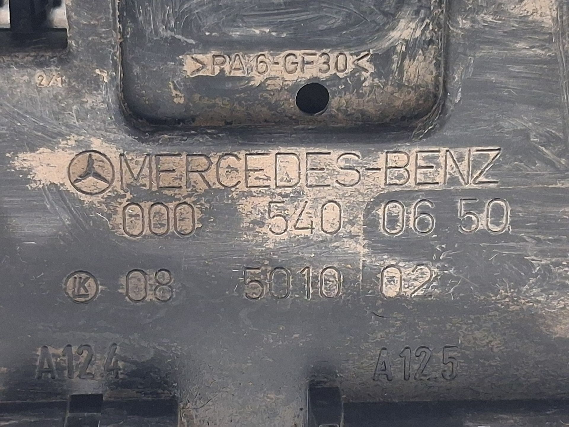 CAJA RELES / FUSIBLES MERCEDES-BENZ VITO (W638) CAJA CERRADA 0005400650 / 08501002 000540065008501002 - Vista 2