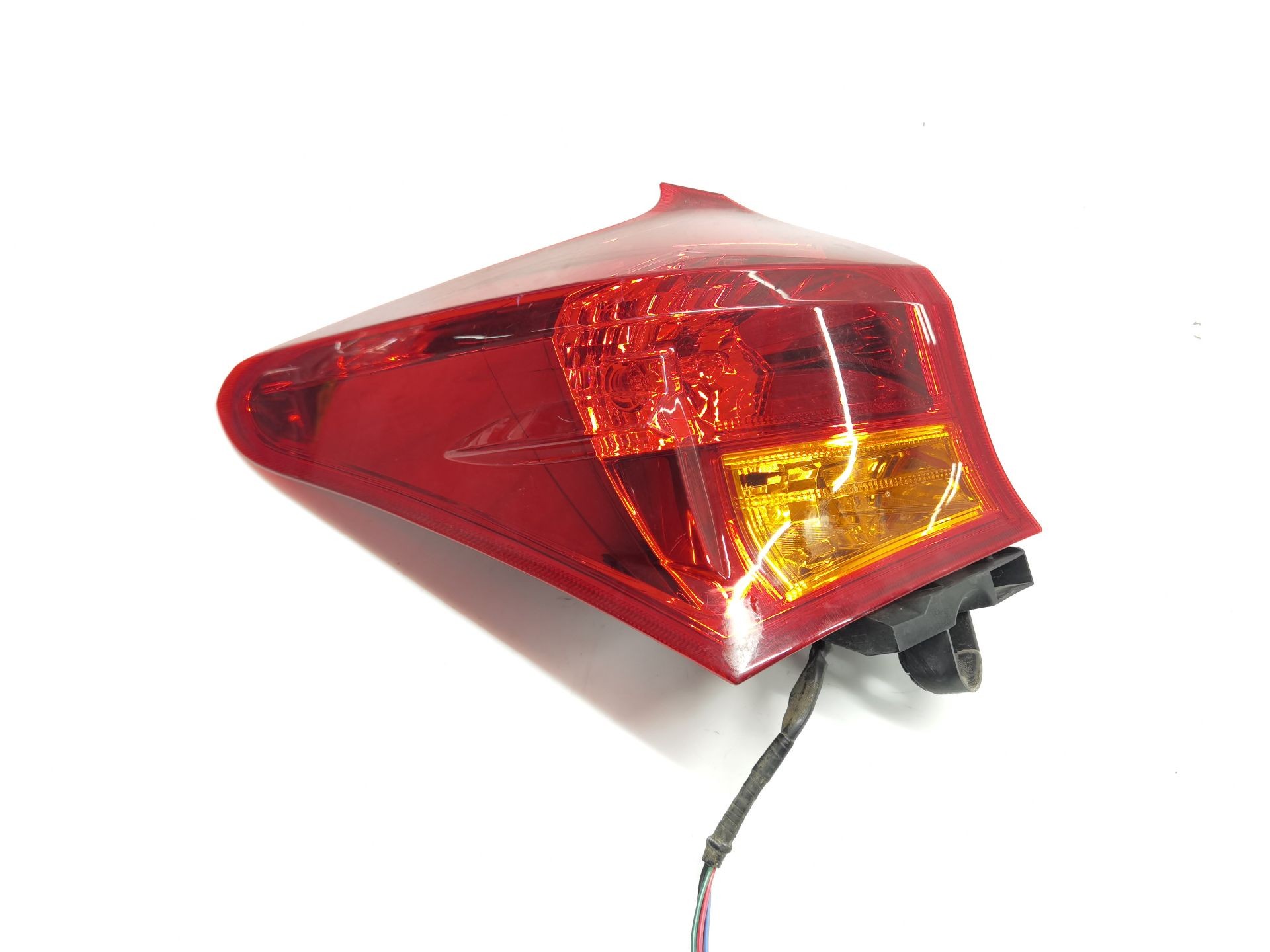 PILOTO TRASERO IZQUIERDO TOYOTA AURIS (_E18_) 8156102740 8156102740
