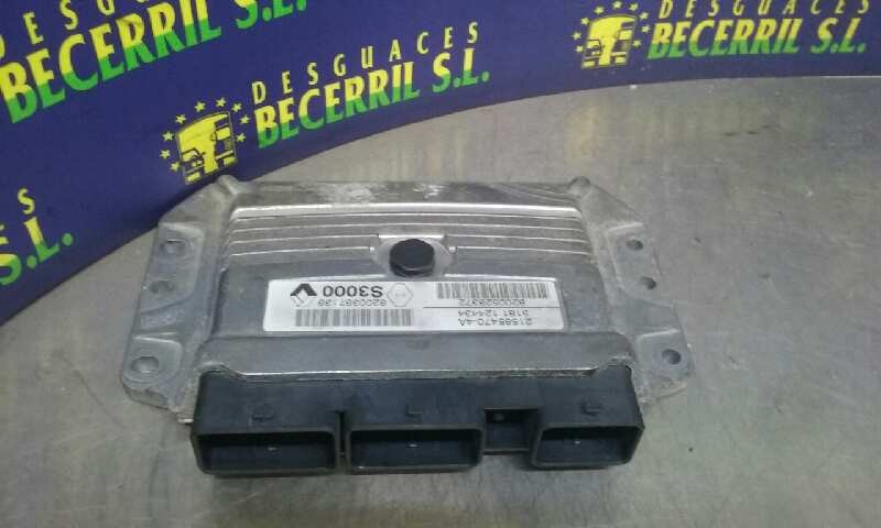 CENTRALITA MOTOR UCE RENAULT MEGANE II CLASSIC BERLINA 8200387138 / 8200528372 82003871388200528372