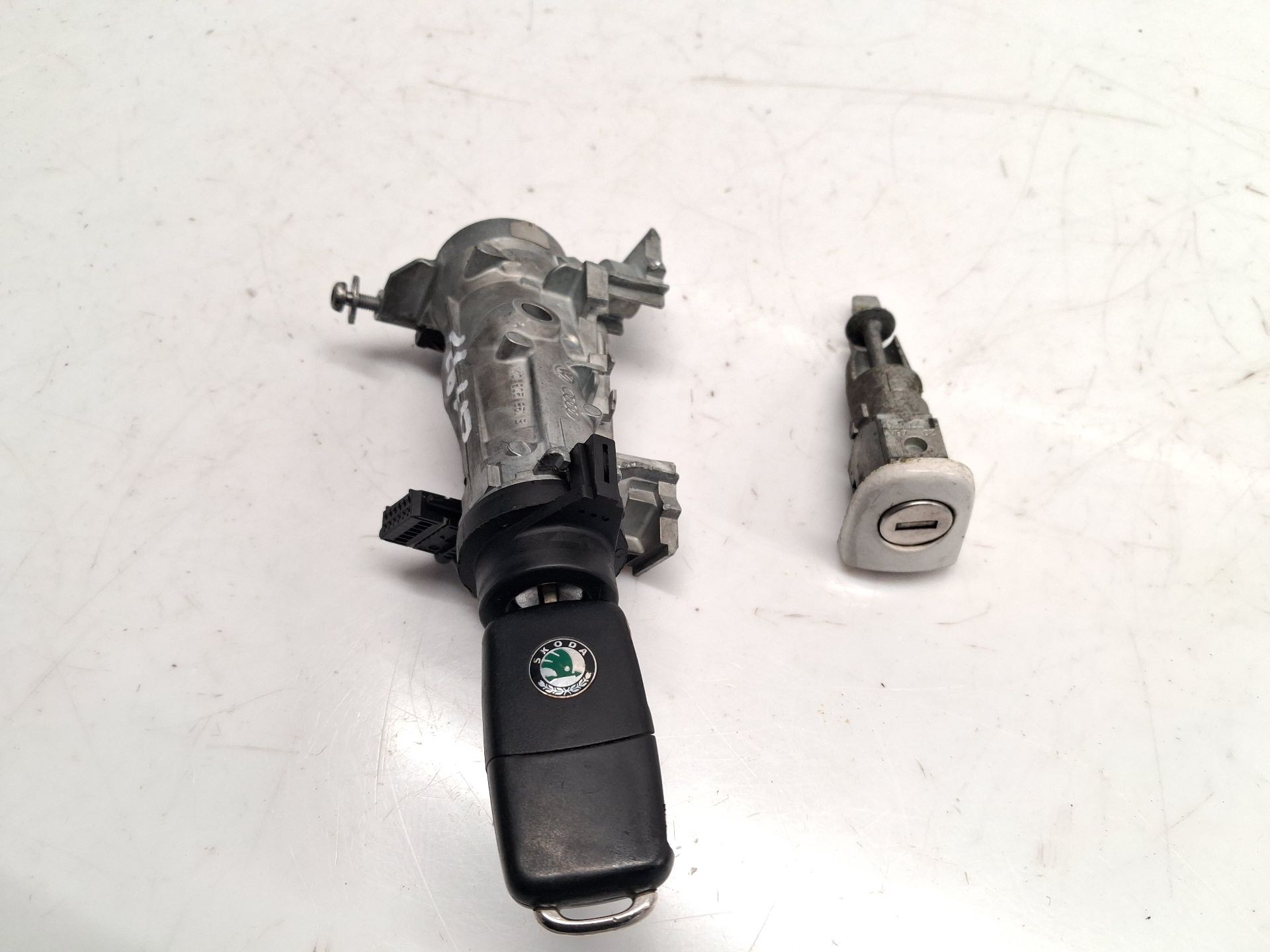 ANTIRROBO SKODA OCTAVIA II (1Z3) 1K0905851B 1K0905851B
