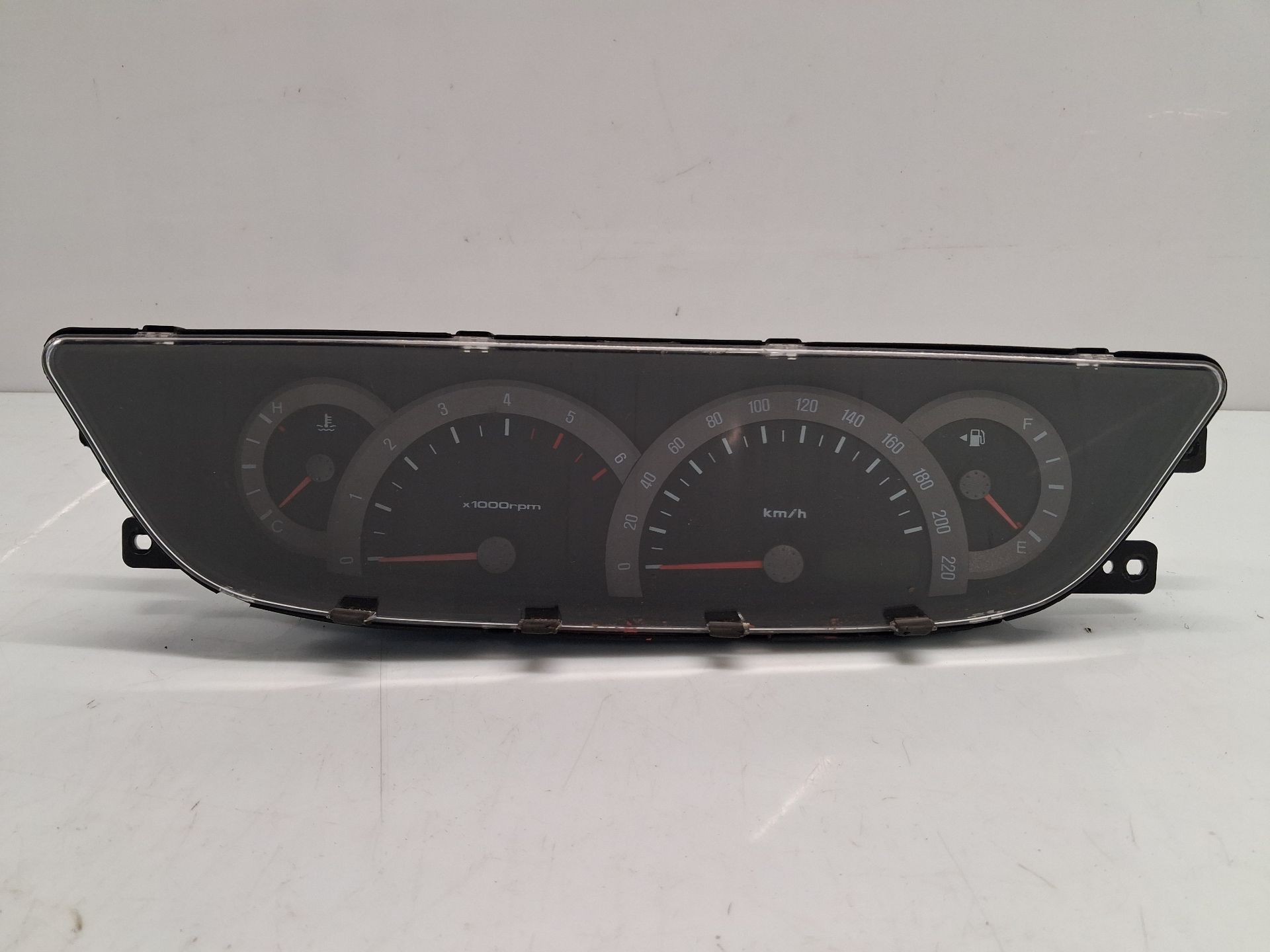 CUADRO INSTRUMENTOS SSANGYONG RODIUS I 8020021100 8020021100