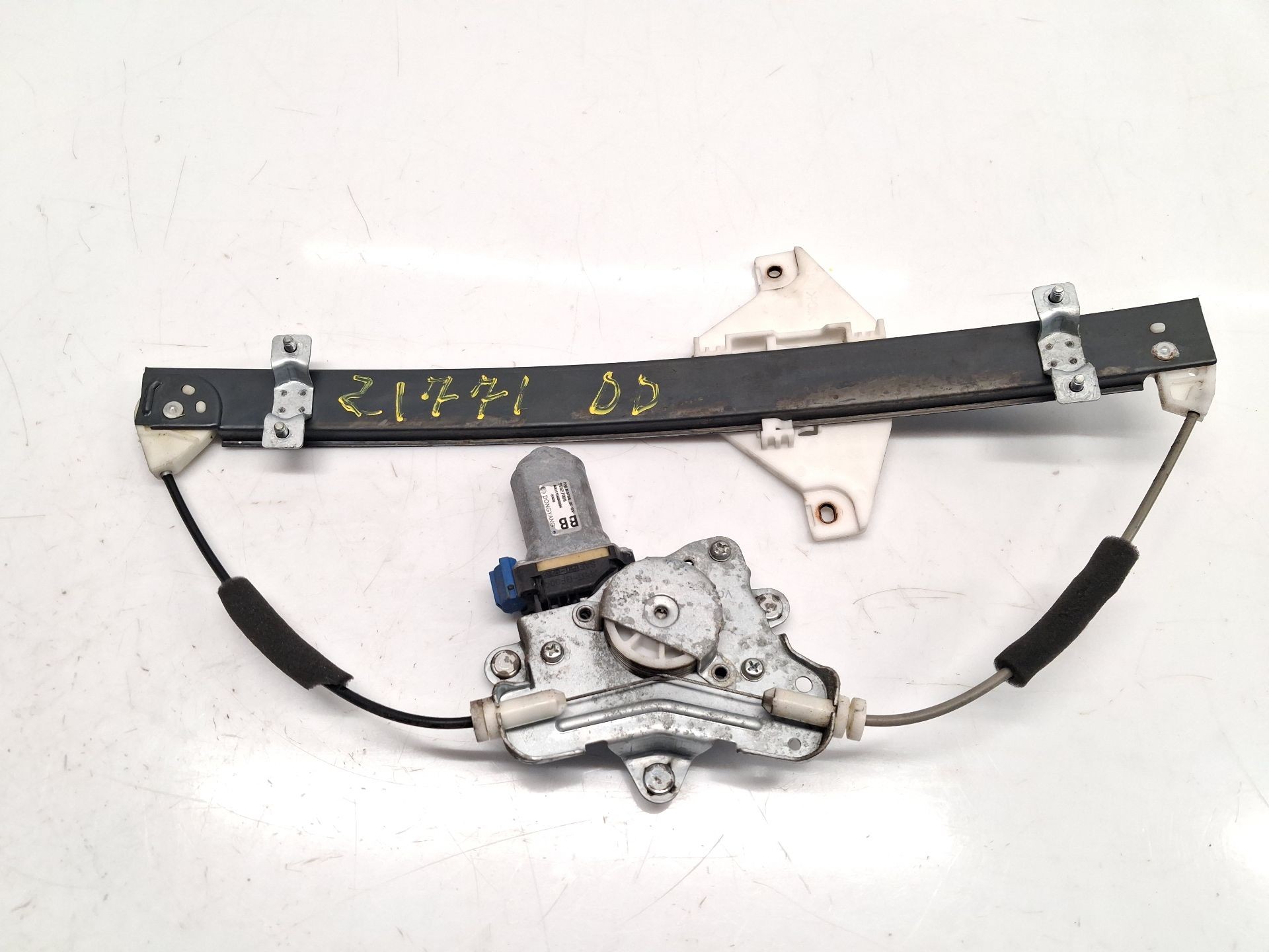 ELEVALUNAS DELANTERO DERECHO CHEVROLET CAPTIVA (C100, C140) 96627080 / A001156800004 96627080A001156800004