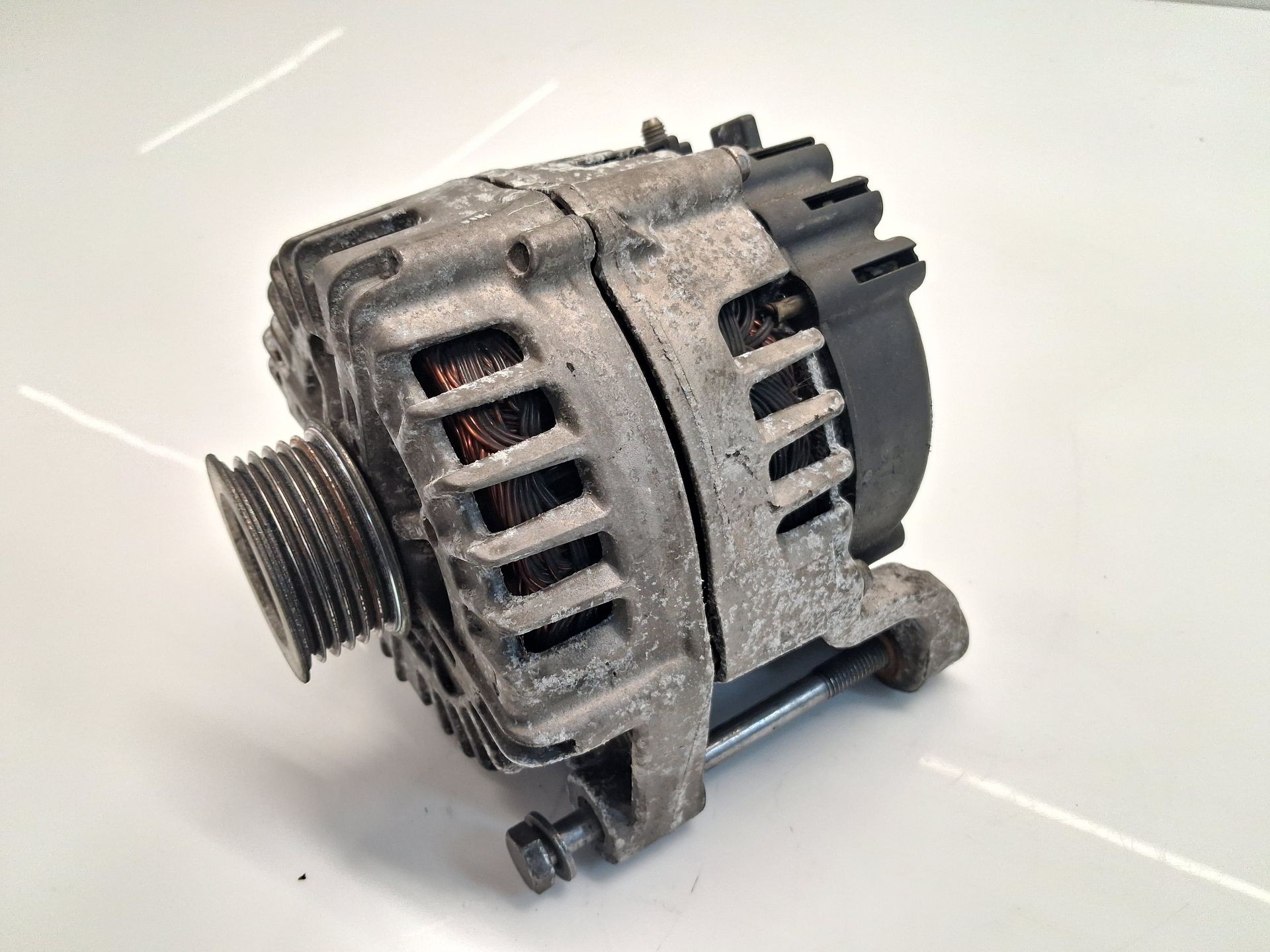 ALTERNADOR BMW 1 (E87) 12317802619 // 7802261AI03 123178026197802261AI03 - Vista 2