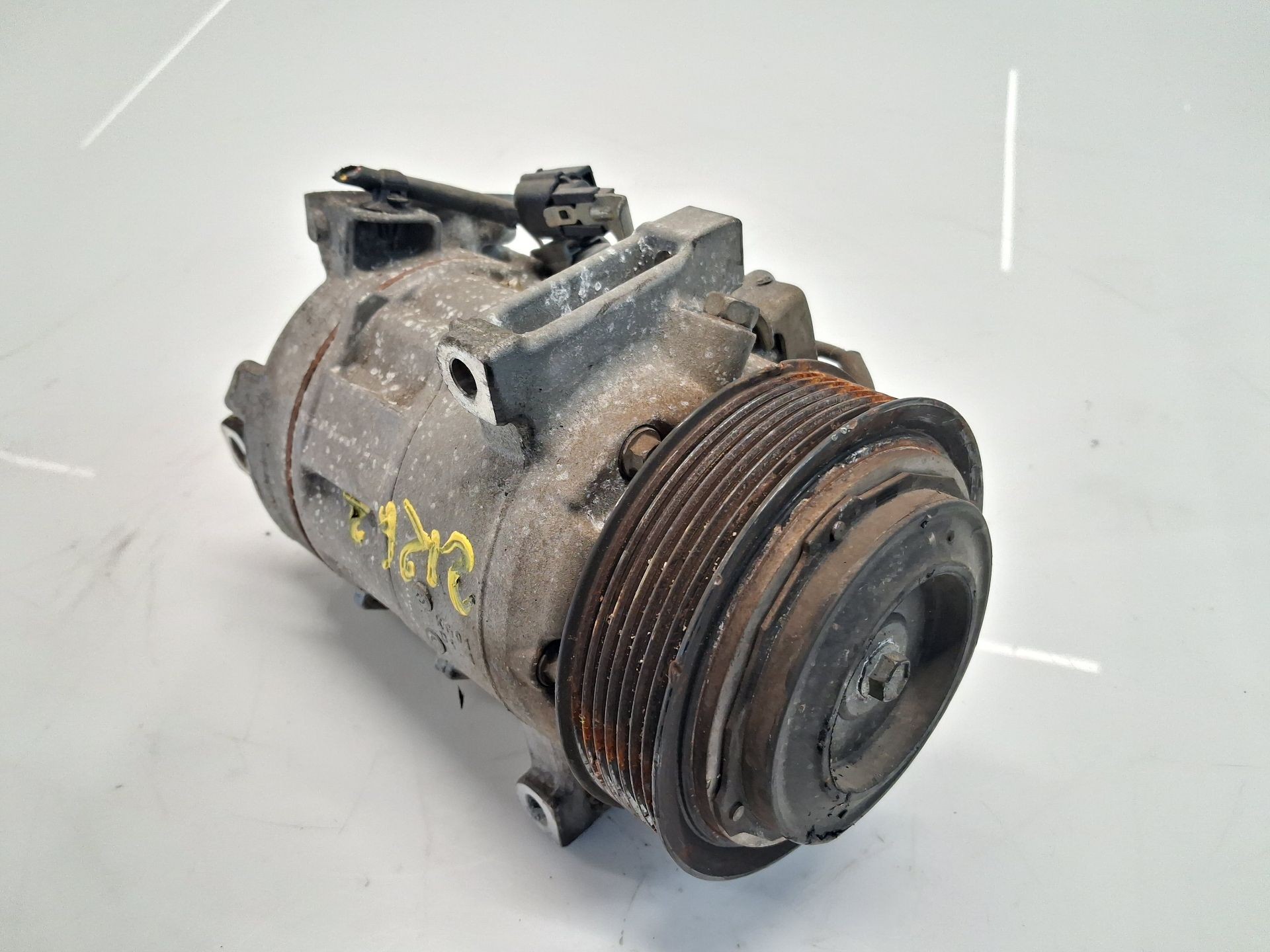 COMPRESOR AIRE ACONDICIONADO RENAULT SCÉNIC III (JZ0/1_) 926004EB0A 926004EB0A
