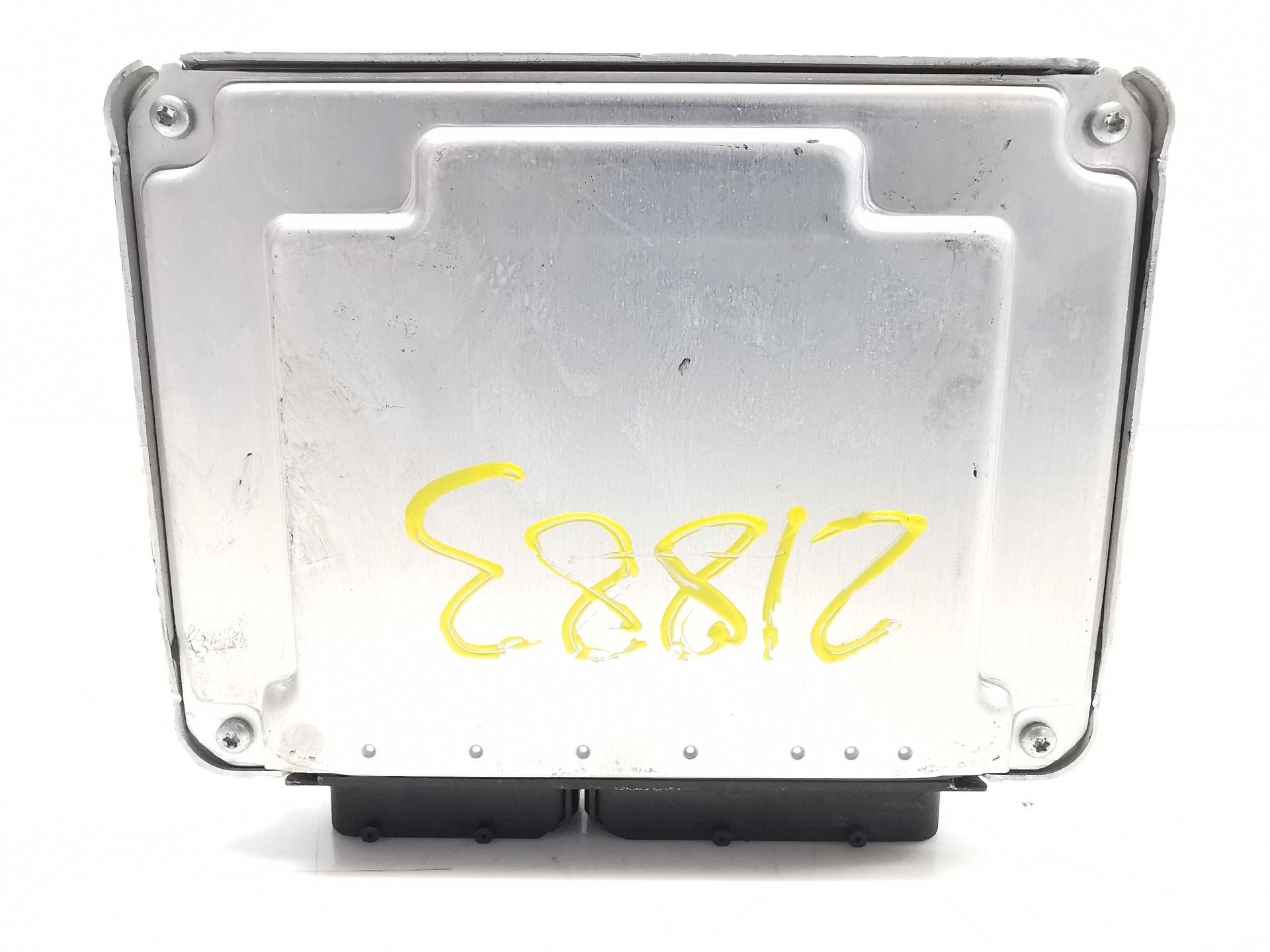 CENTRALITA MOTOR UCE VOLKSWAGEN PASSAT B5.5 (3B3) 8E0907401J / 1039S02645 / 0281011387 8E0907401J1039S026450281011387 - Vista 3