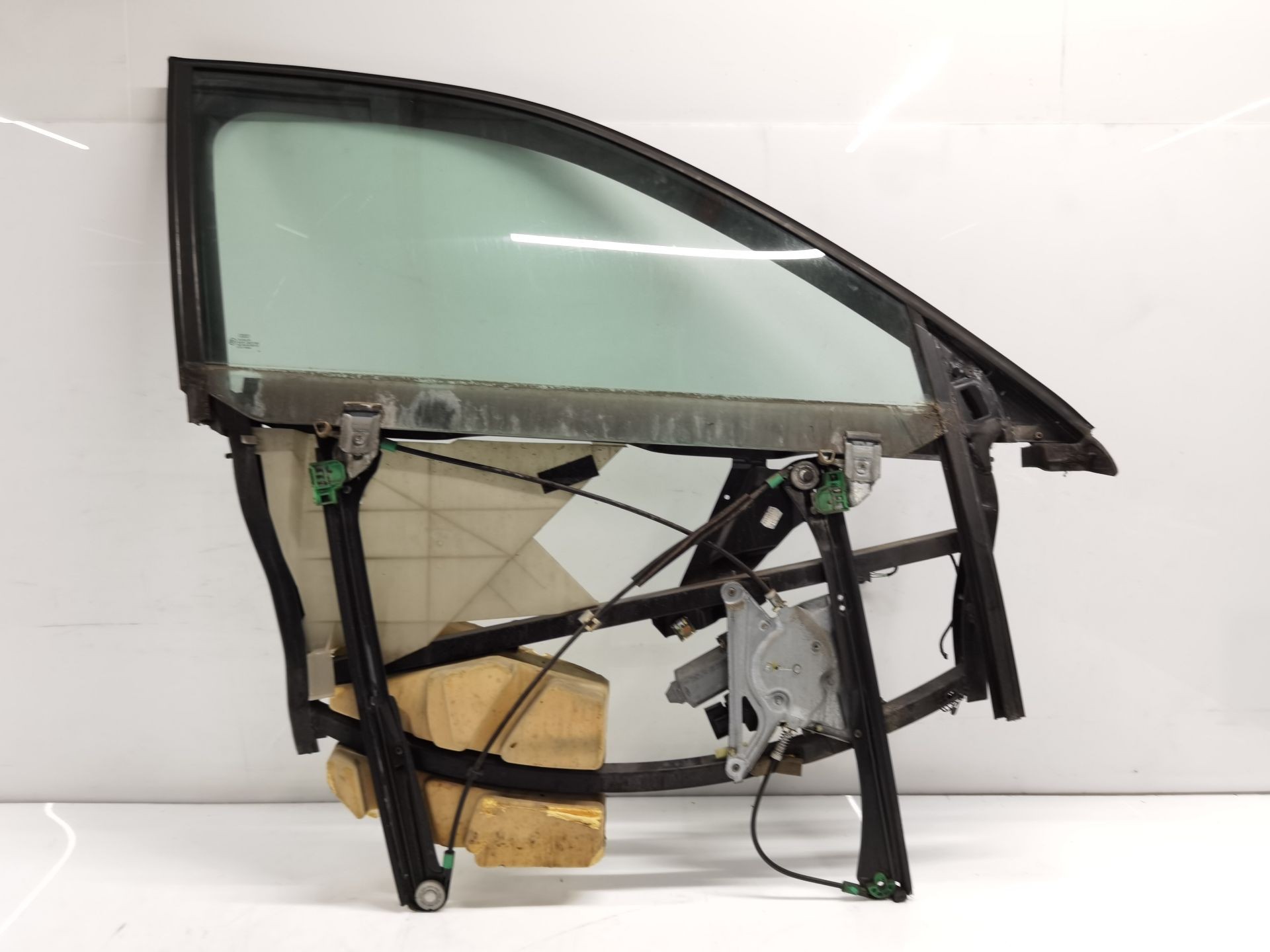 ELEVALUNAS DELANTERO DERECHO KIA RIO III (UB) 824021W010 824021W010