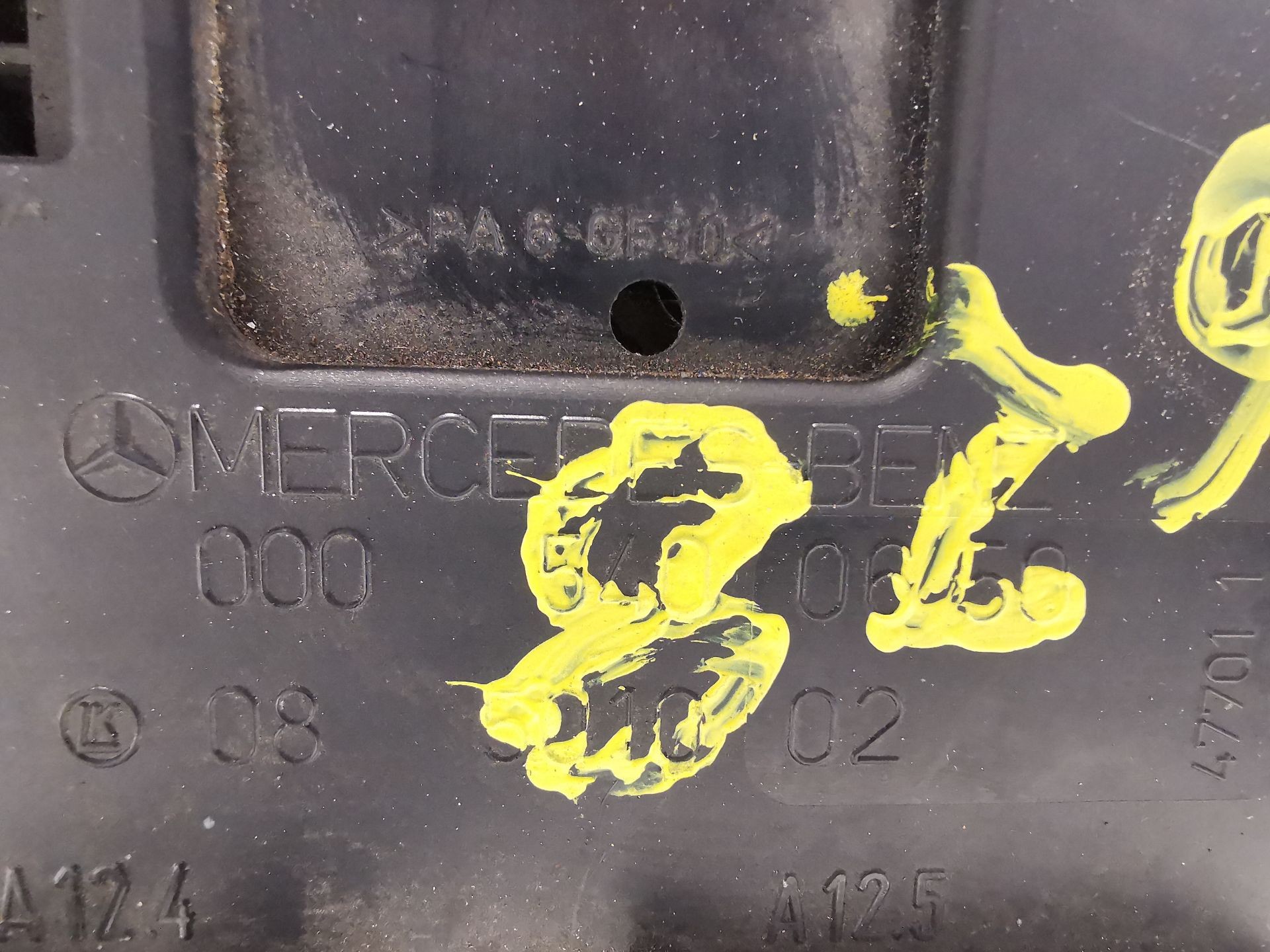 CAJA RELES / FUSIBLES MERCEDES-BENZ VITO Furgoneta (W638) 0005400650 0005400650 - Vista 3