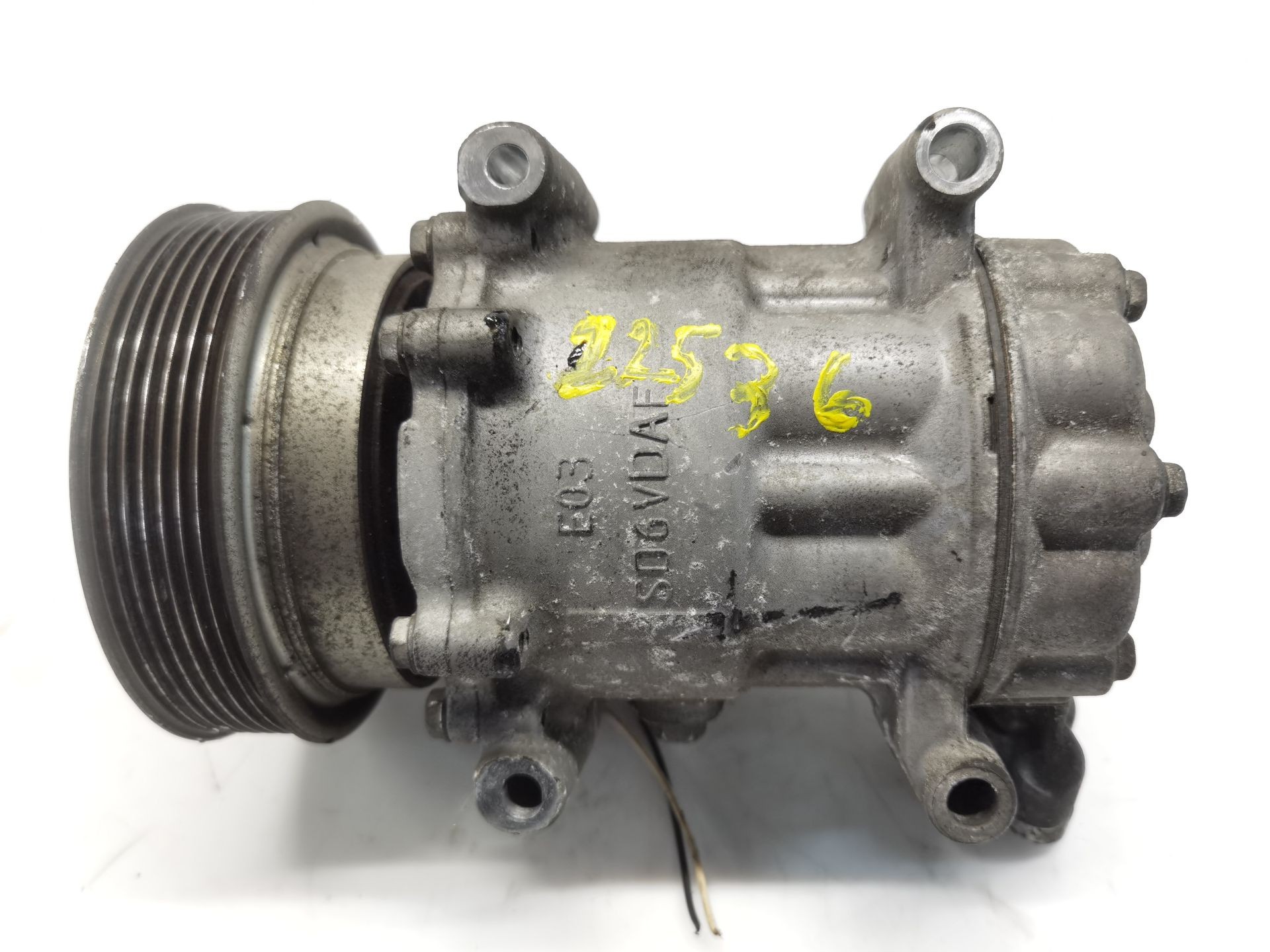 COMPRESOR AIRE ACONDICIONADO RENAULT CLIO III (BR0/1, CR0/1) 7711368902 / 8200819568 77113689028200819568