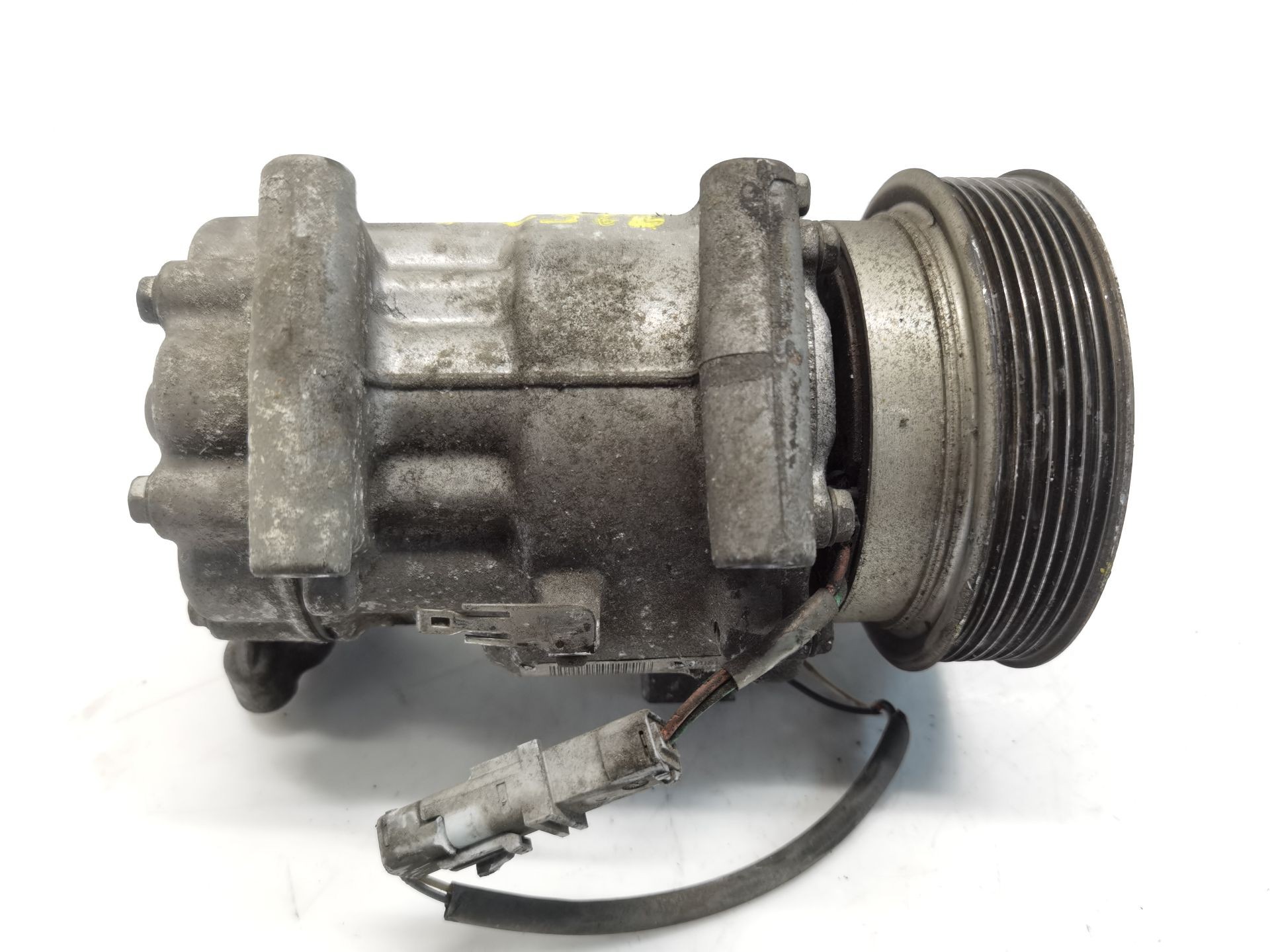 COMPRESOR AIRE ACONDICIONADO RENAULT CLIO III (BR0/1, CR0/1) 7711368902 / 8200819568 77113689028200819568 - Vista 3