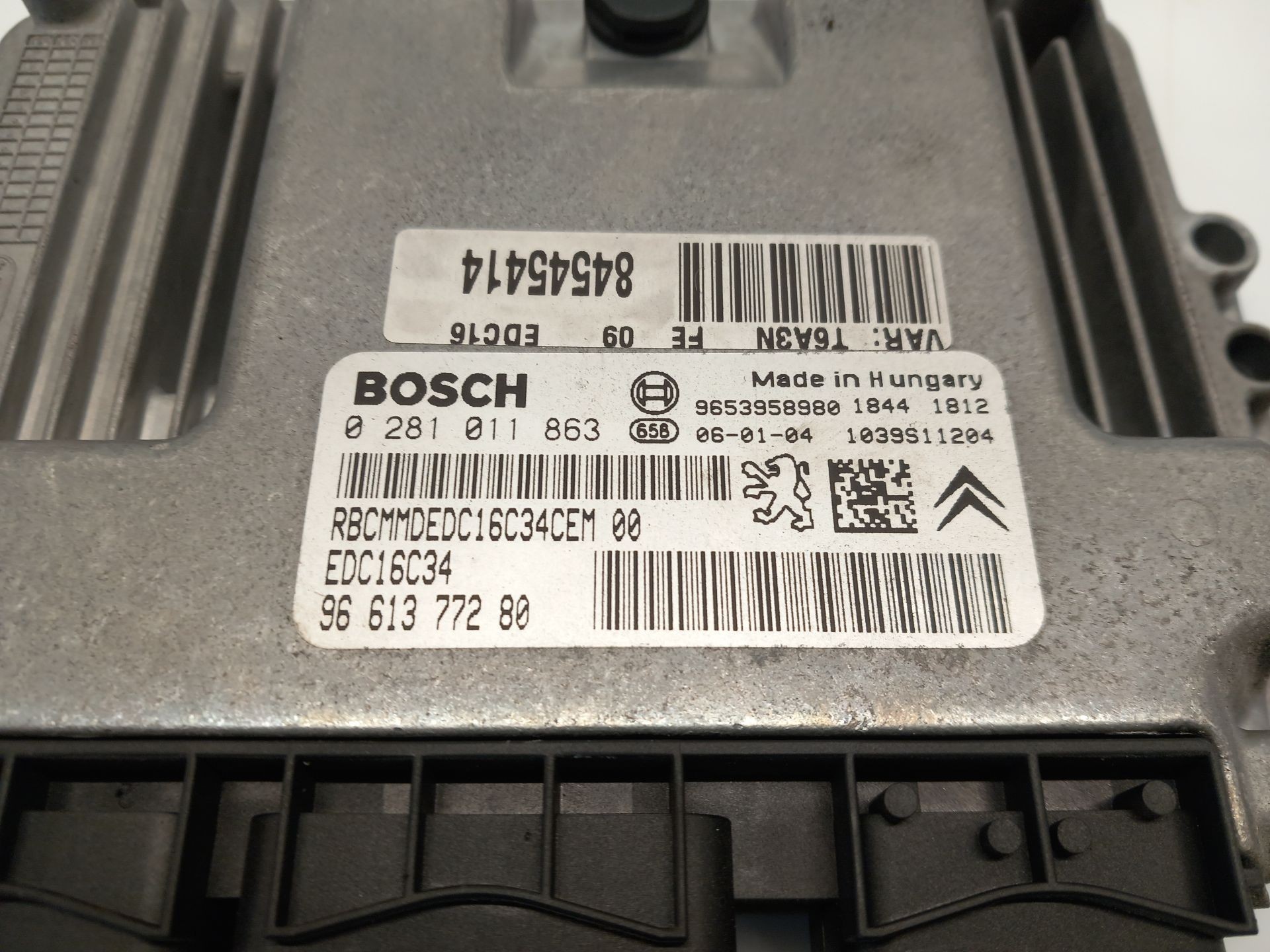 CENTRALITA MOTOR UCE PEUGEOT 307 (3A/C) 9661377280 / 9653958980 / 0281011863 966137728096539589800281011863 - Vista 2