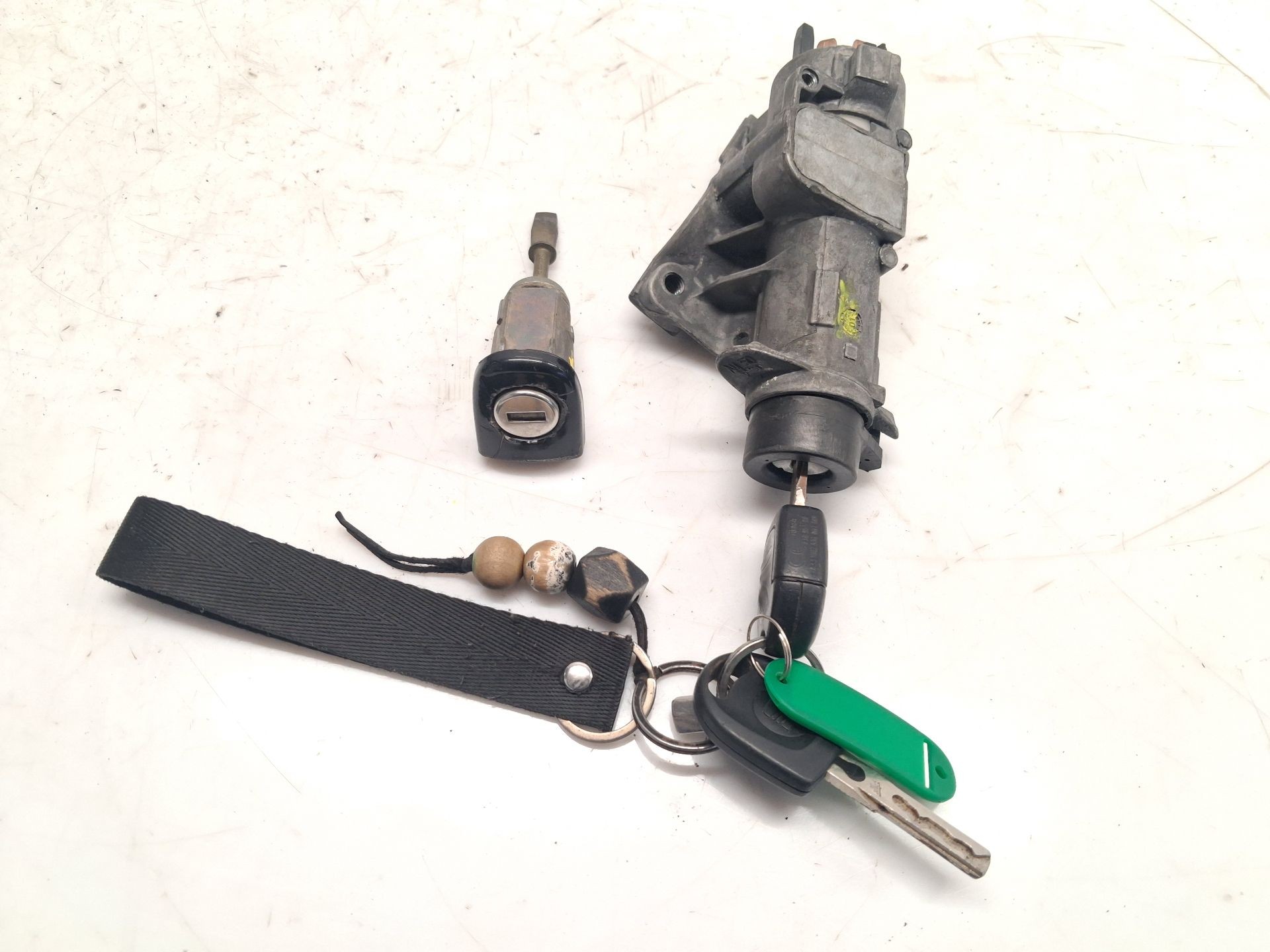 ANTIRROBO SEAT LEON (1M1) 4B0905851C / 4B0905849 4B0905851C4B0905849