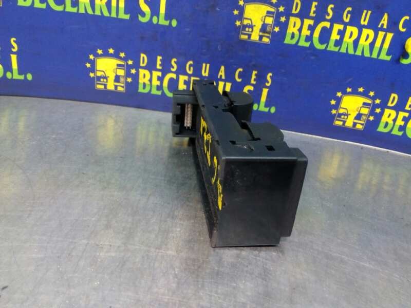 MANDO ELEVALUNAS DELANTERO IZQUIERDO AUDI A6 BERLINA (4B2) 4B0959851 / 501680 4B0959851501680 - Vista 3