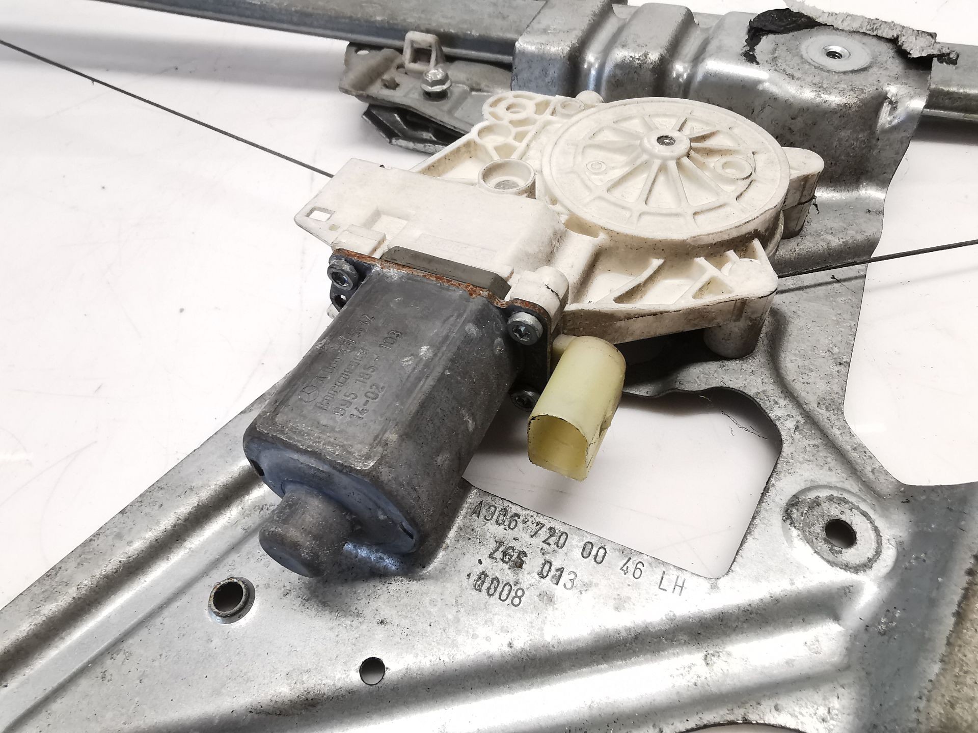 ELEVALUNAS DELANTERO IZQUIERDO MERCEDES-BENZ SPRINTER 3-t Furgoneta (B906) A0068205442 / A9067200046LH A0068205442A9067200046LH - Vista 2