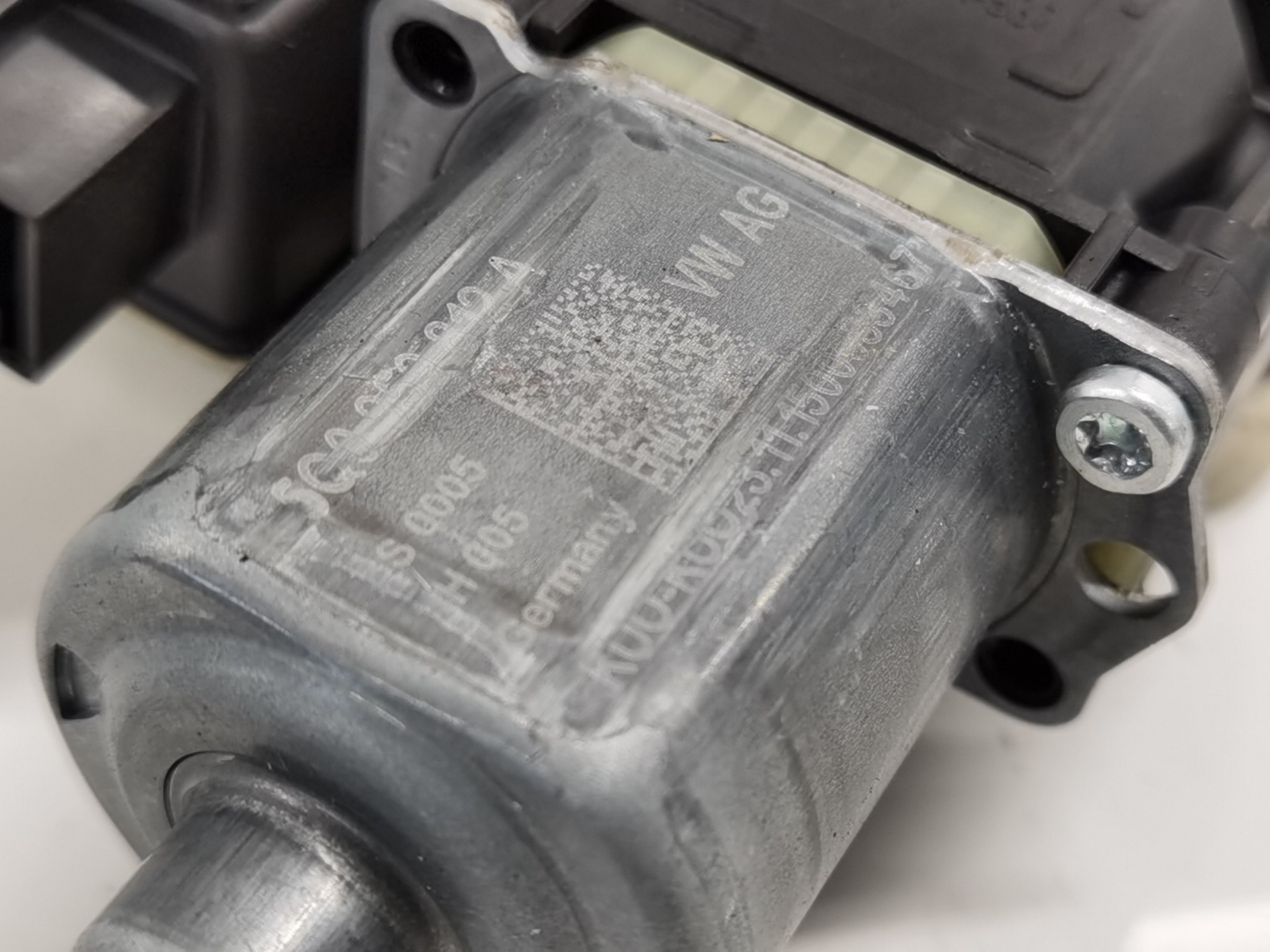 ELEVALUNAS TRASERO DERECHO SEAT LEON ST (5F8) 5Q0959812A 5Q0959812A - Vista 3