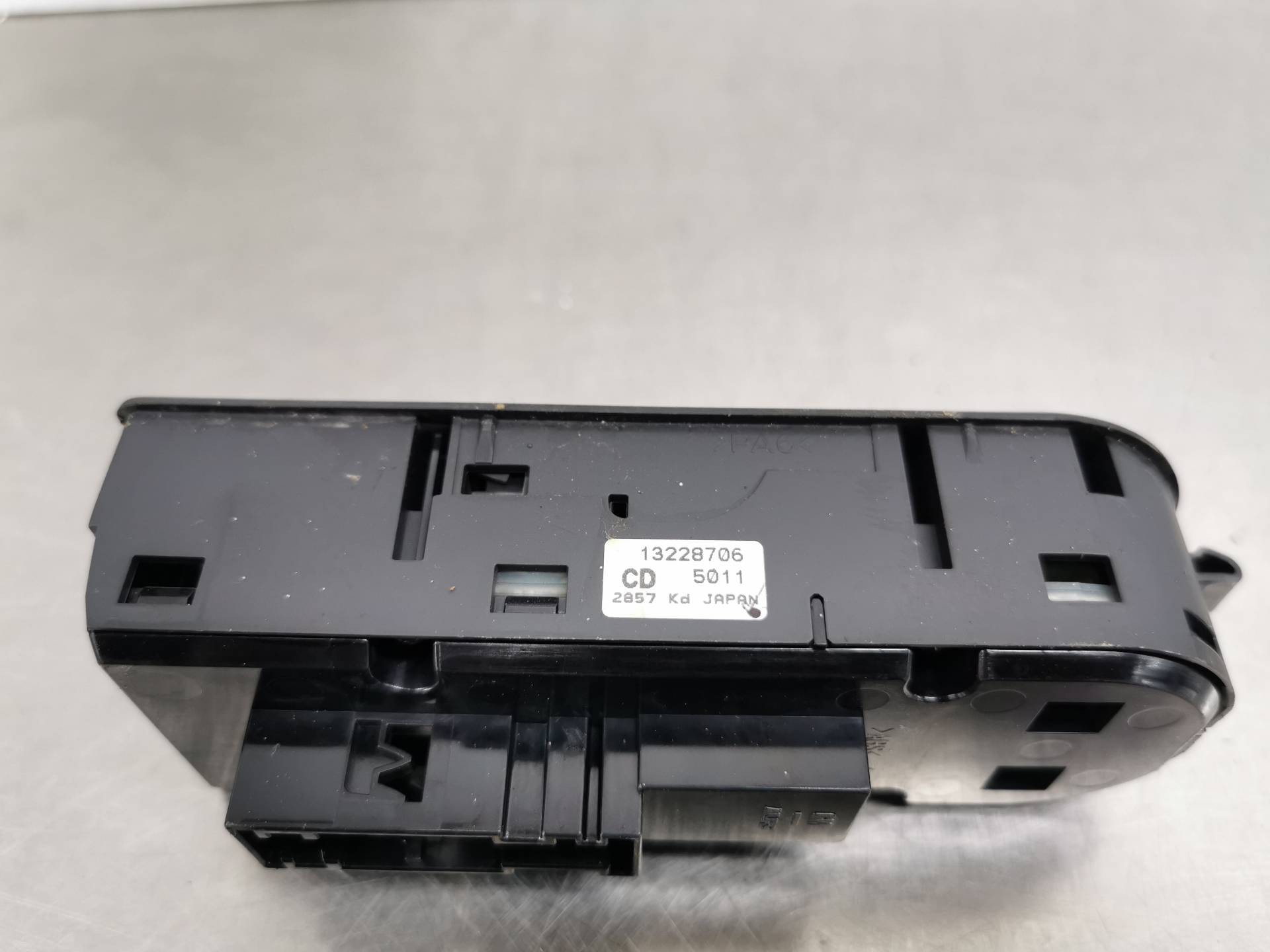 MANDO ELEVALUNAS DELANTERO IZQUIERDO OPEL ZAFIRA B 13228706 13228706 - Vista 2