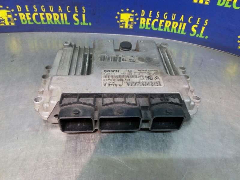 CENTRALITA MOTOR UCE PEUGEOT 206 BERLINA 9656709780 / 9654490280 / EDC16C34 96567097809654490280EDC16C34 - Vista 3