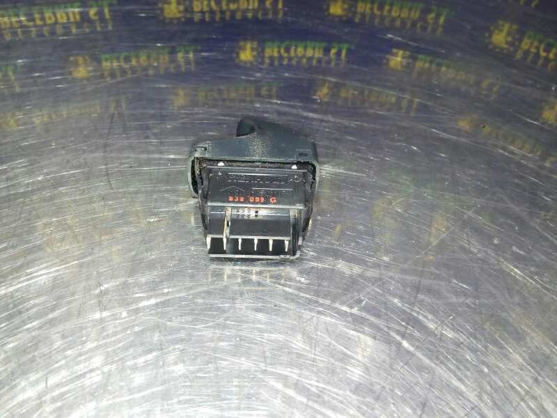 MANDO ELEVALUNAS DELANTERO DERECHO RENAULT MEGANE I FASE 2 BERLINA (BA0) 7700429998 7700429998