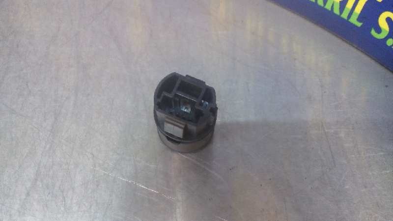 INTERRUPTOR RENAULT SCENIC II 107959A / 1927937 / 3307 107959A19279373307 - Vista 2