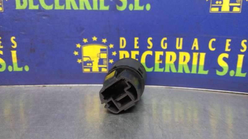 INTERRUPTOR RENAULT SCENIC II 107959A 107959A - Vista 2