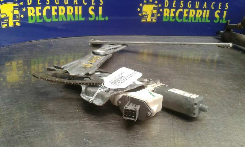 ELEVALUNAS DELANTERO DERECHO TOYOTA AVENSIS BERLINA (T25) 6981005050 6981005050