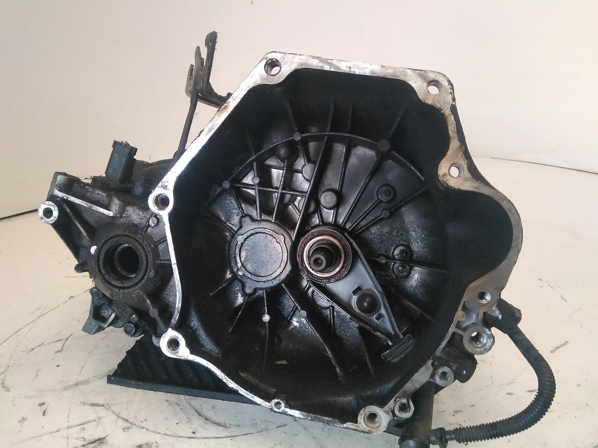 p04668776ad-bo-te-de-vitesses-1879525-pour-chrysler-pt-cruiser-pt-2-0
