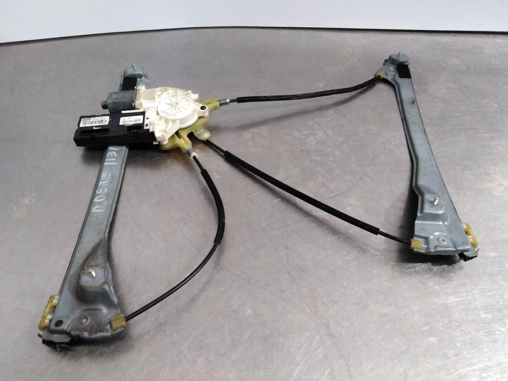 ELEVALUNAS DELANTERO DERECHO RENAULT LAGUNA III 807300002R 807300002R